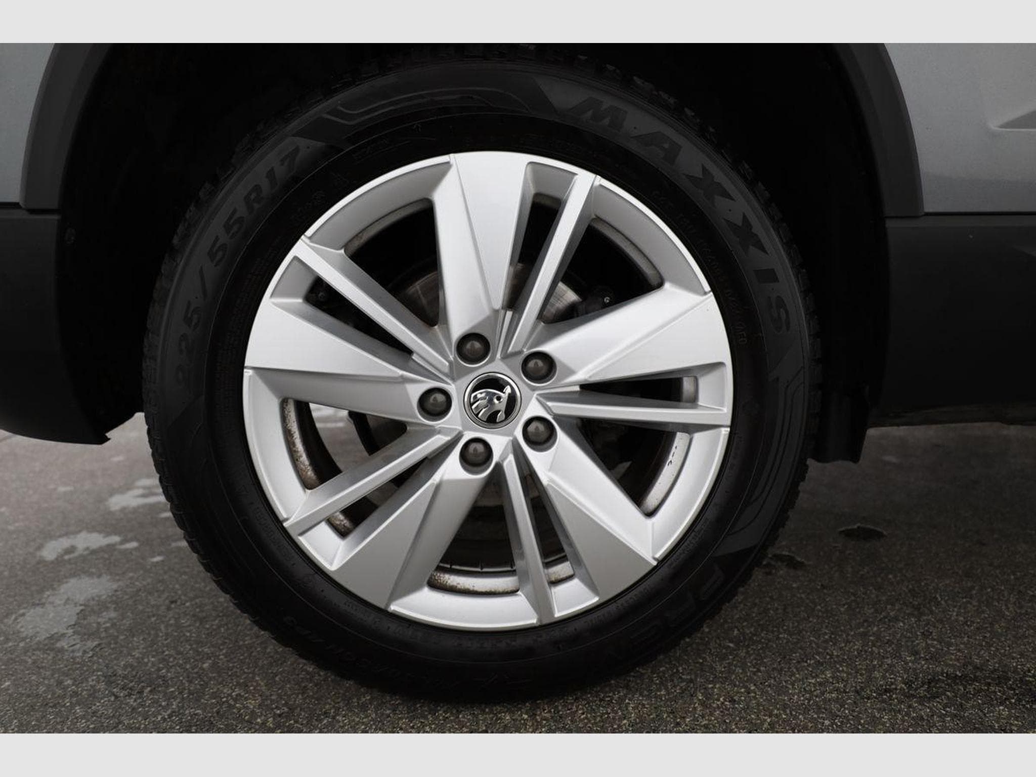 Skoda Karoq Drive 4x4 (2024) - Photo 15