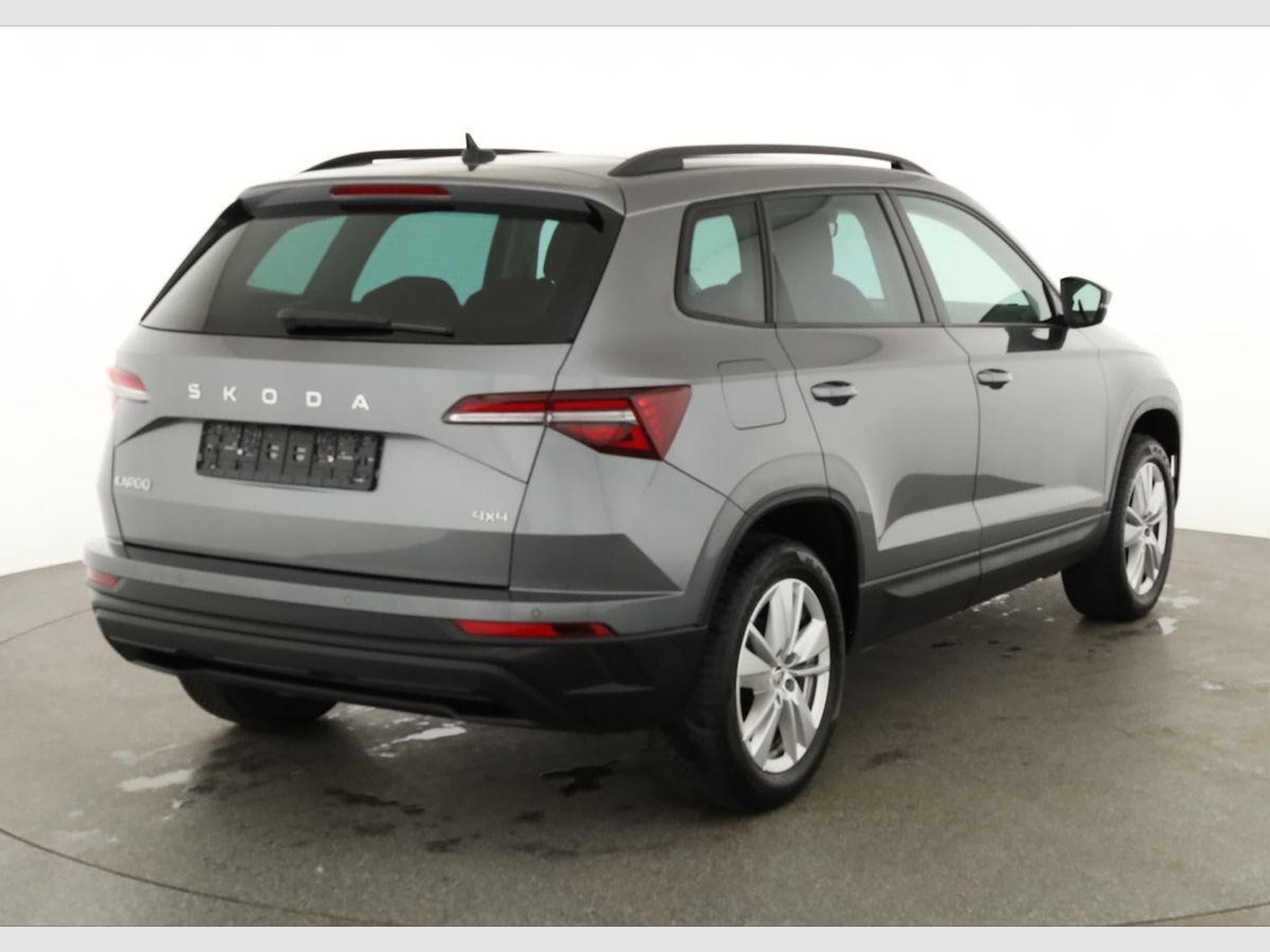 Skoda Karoq Drive 4x4 (2024) - Photo 2