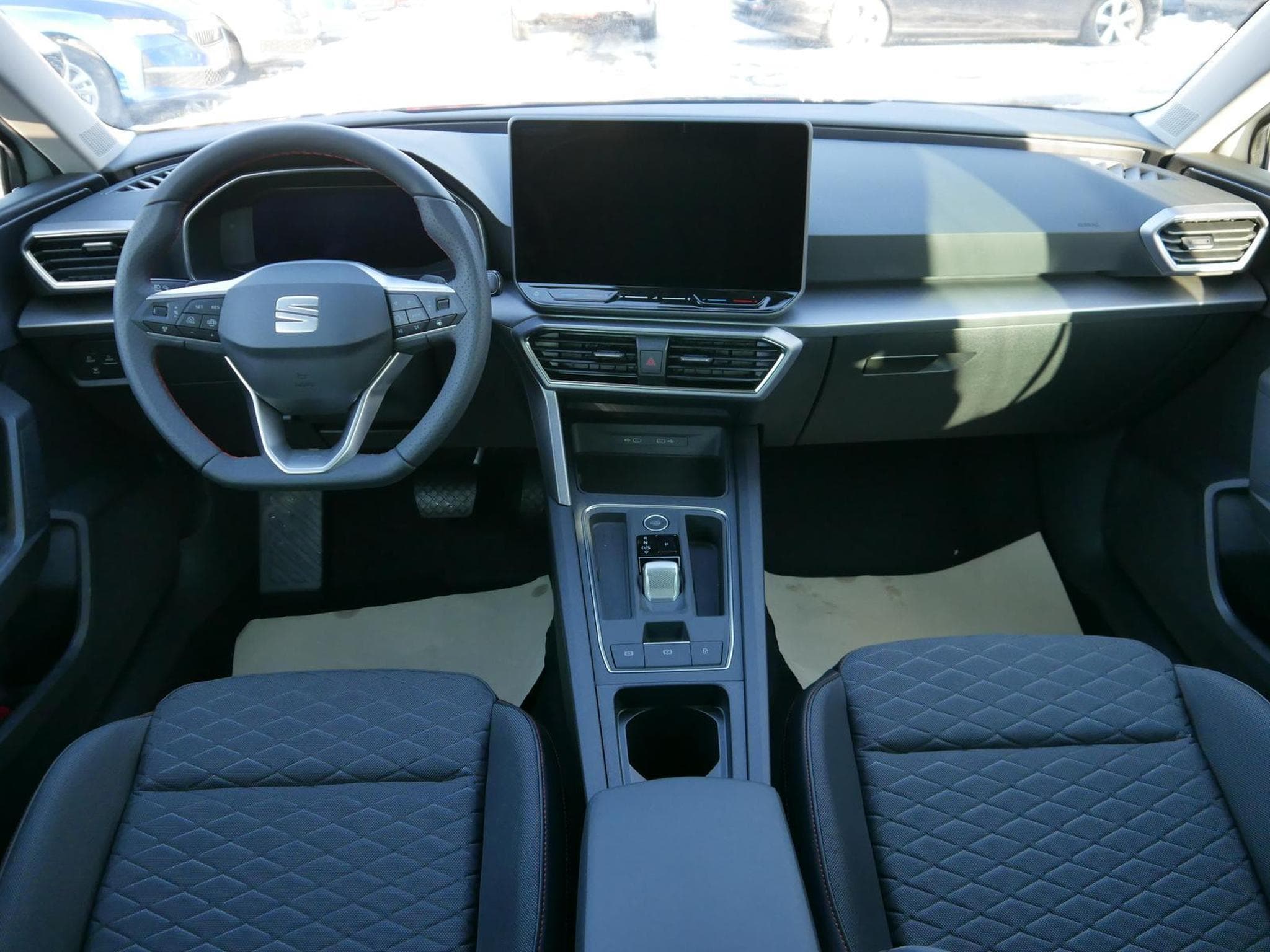 Seat Leon FR 2.0 TDI DSG (2026) - Photo 9