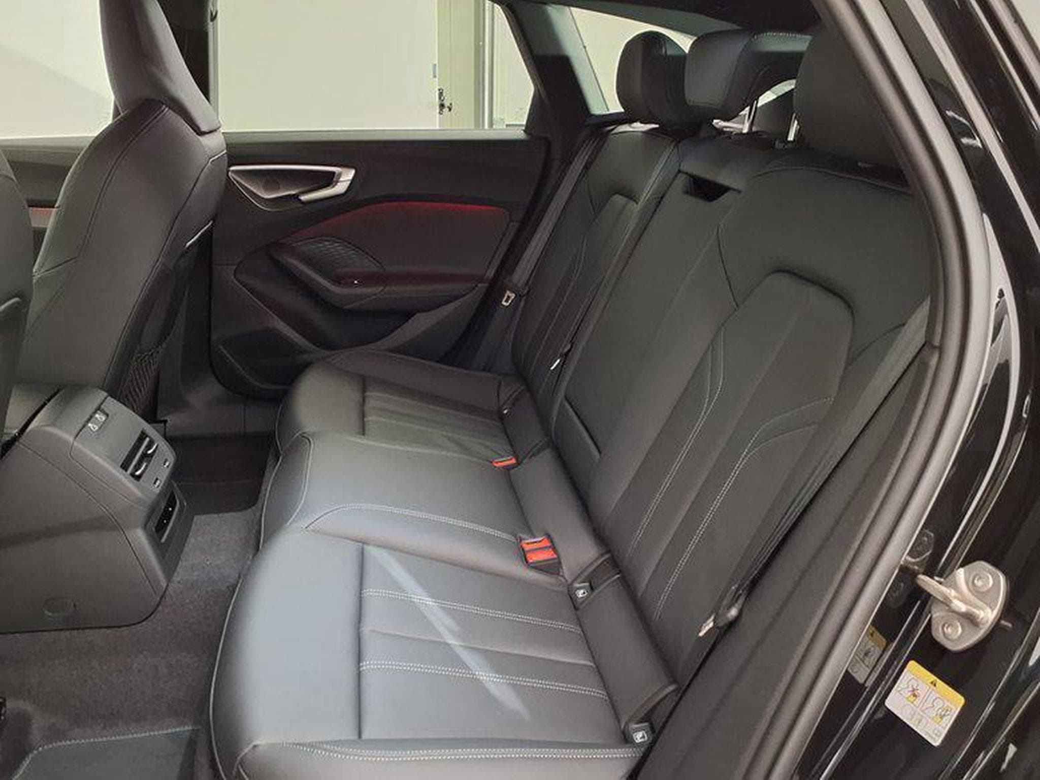 Audi A5 Avant S line 2.0 TFSI 7-Gang S tronic quattro (2026) - Photo 10