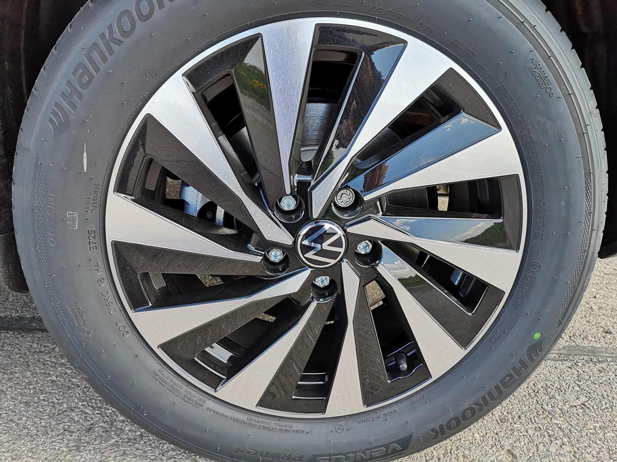 VW T-Roc 1.5 eTSI 110 kW Life (2026) - Photo 4