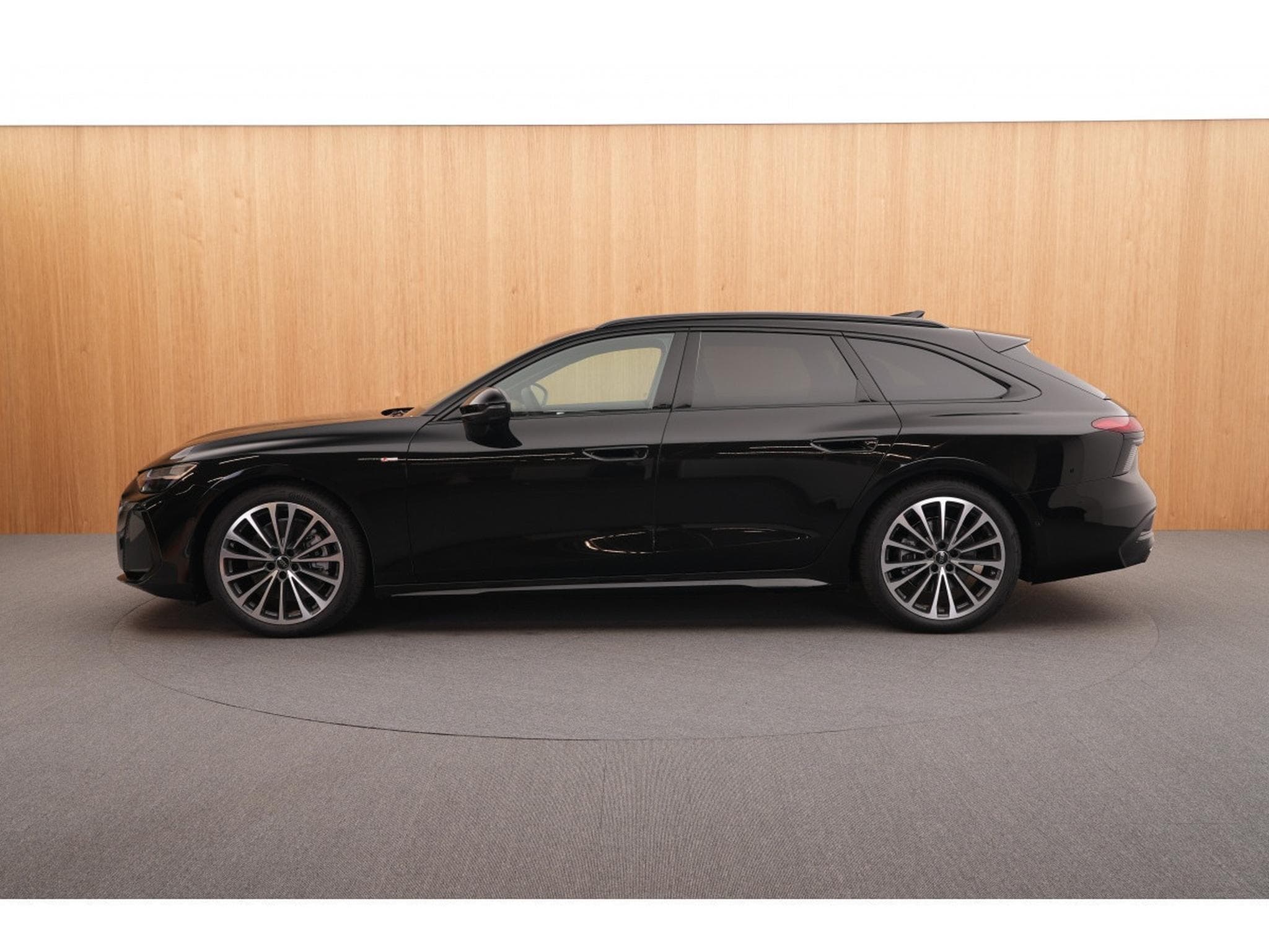 Audi A6 Avant S line 40 TDI quattro S tronic 150 kW-204CV - Jantes 2 (2025) - Photo 2