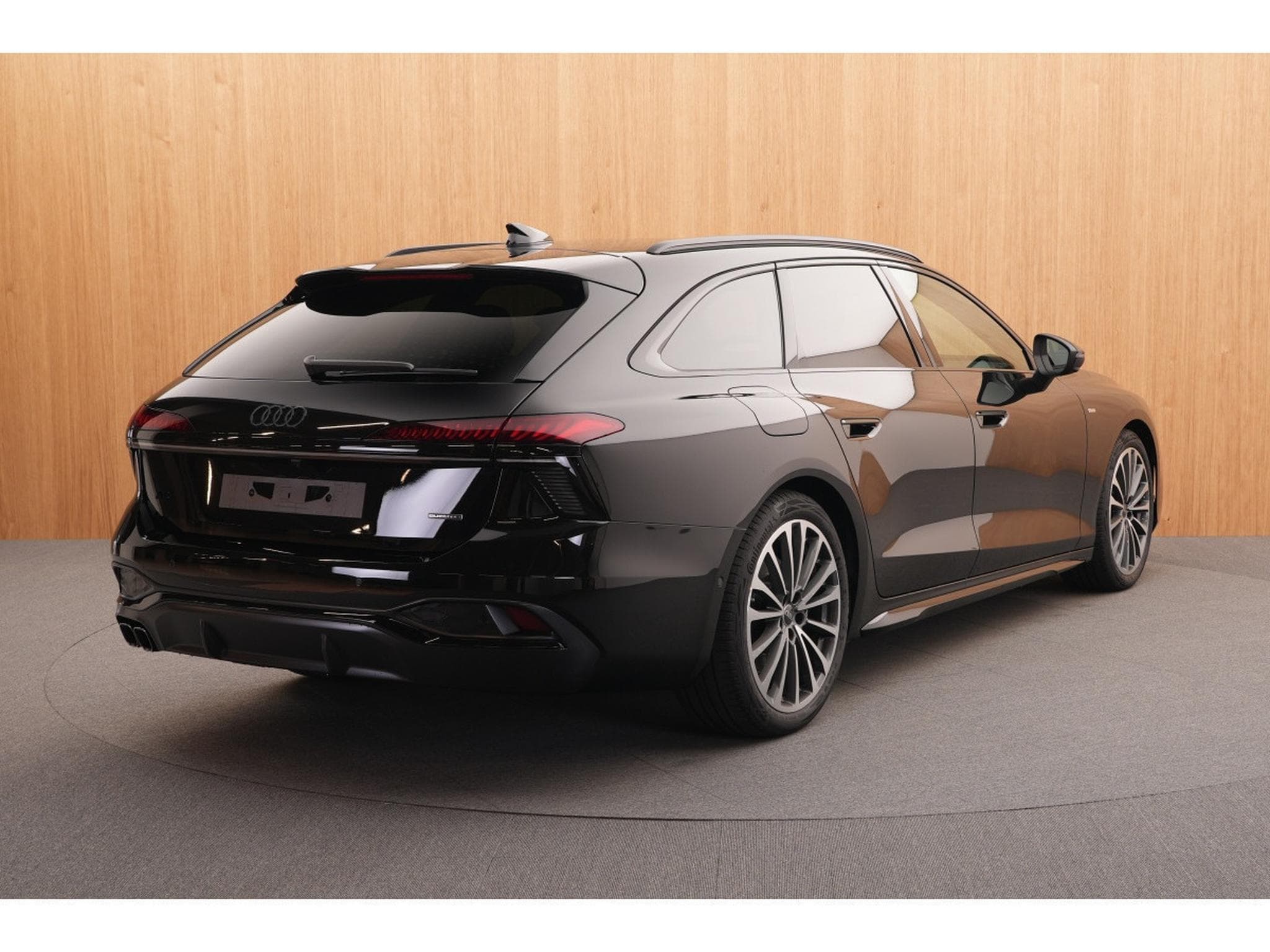 Audi A6 Avant S line 40 TDI quattro S tronic 150 kW-204CV - Jantes 2 (2025) - Photo 4