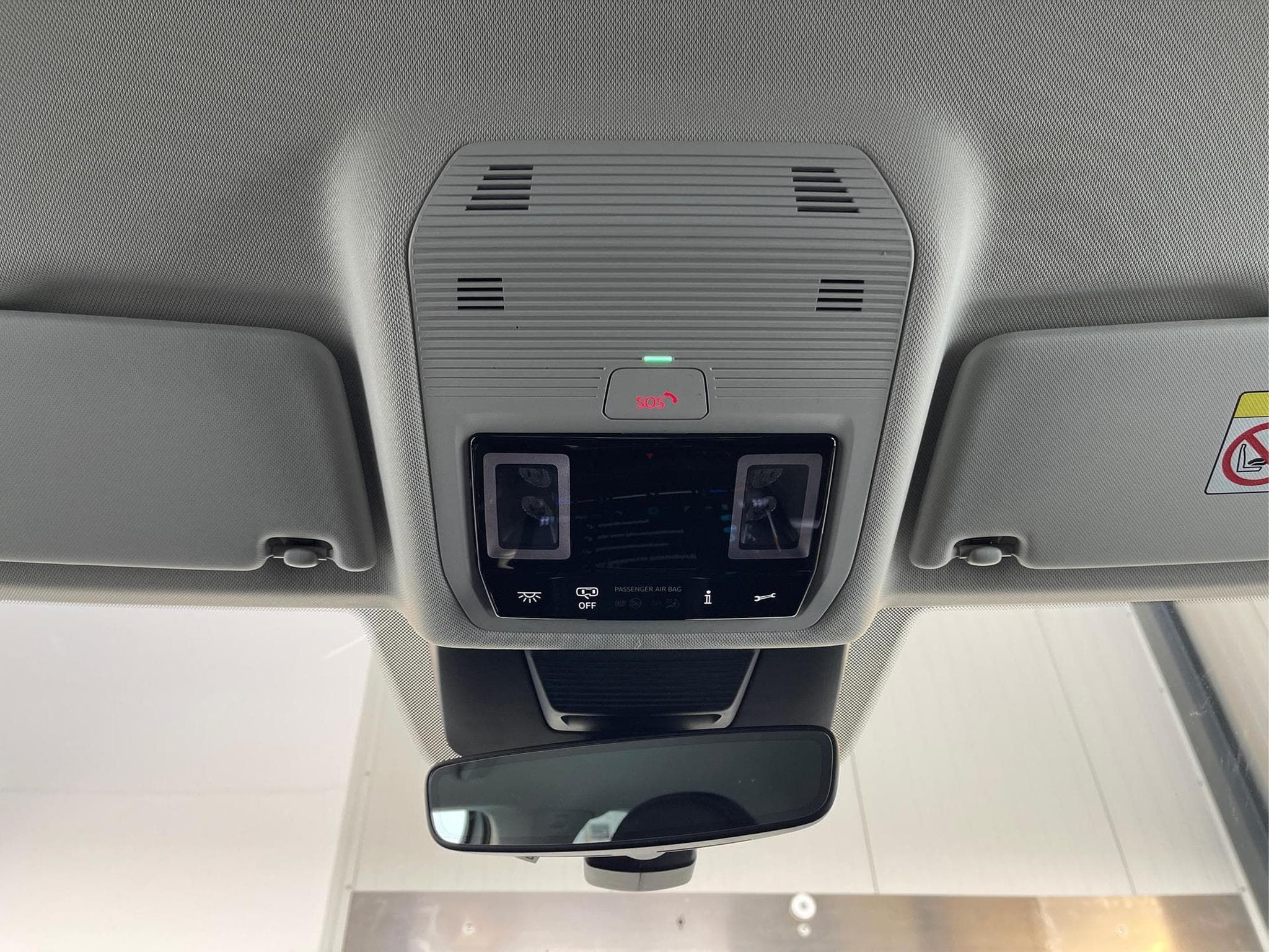 VW T-Roc NEU Life (2026) - Foto 12