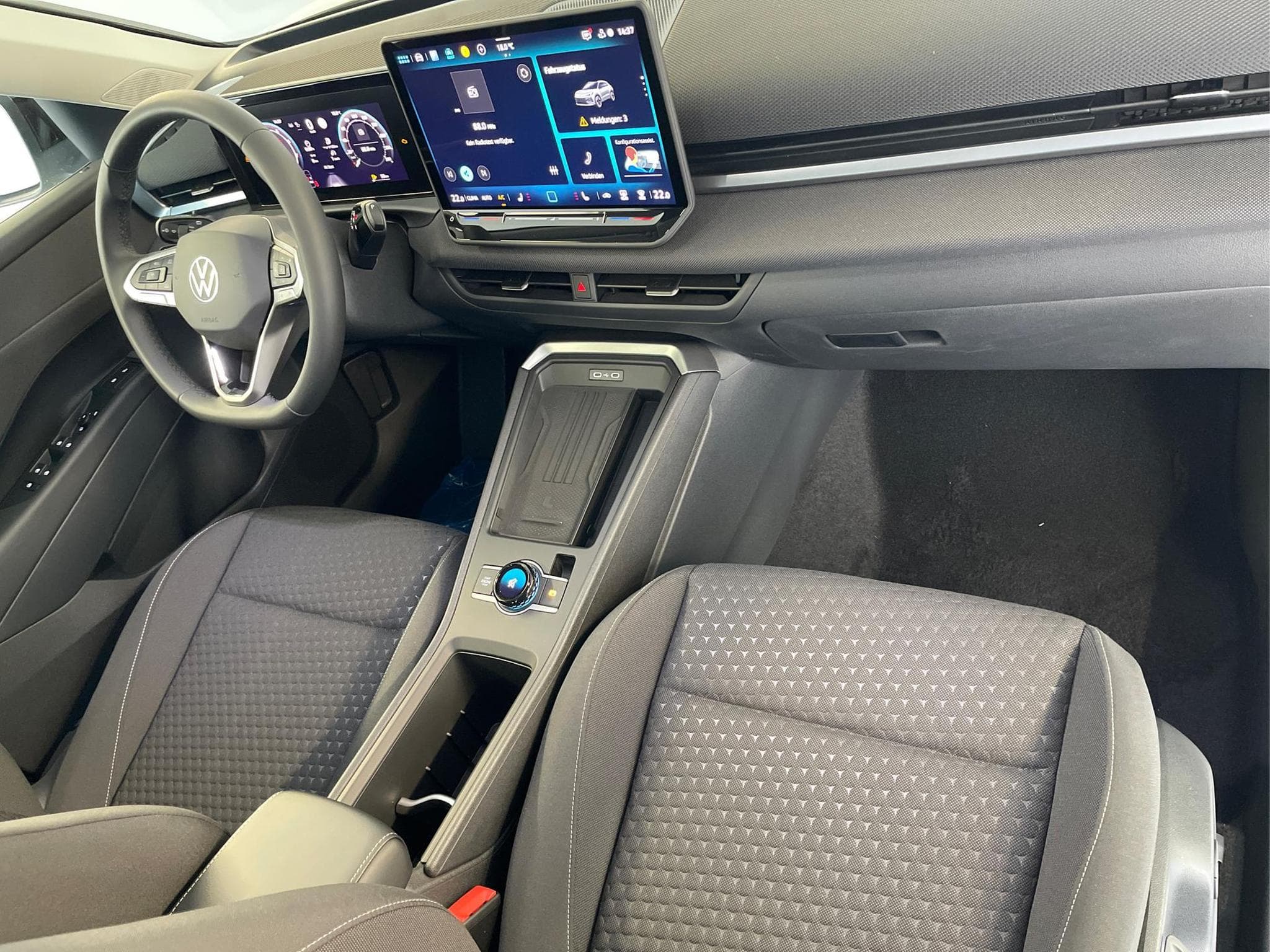 VW T-Roc NEU Life (2026) - Foto 13