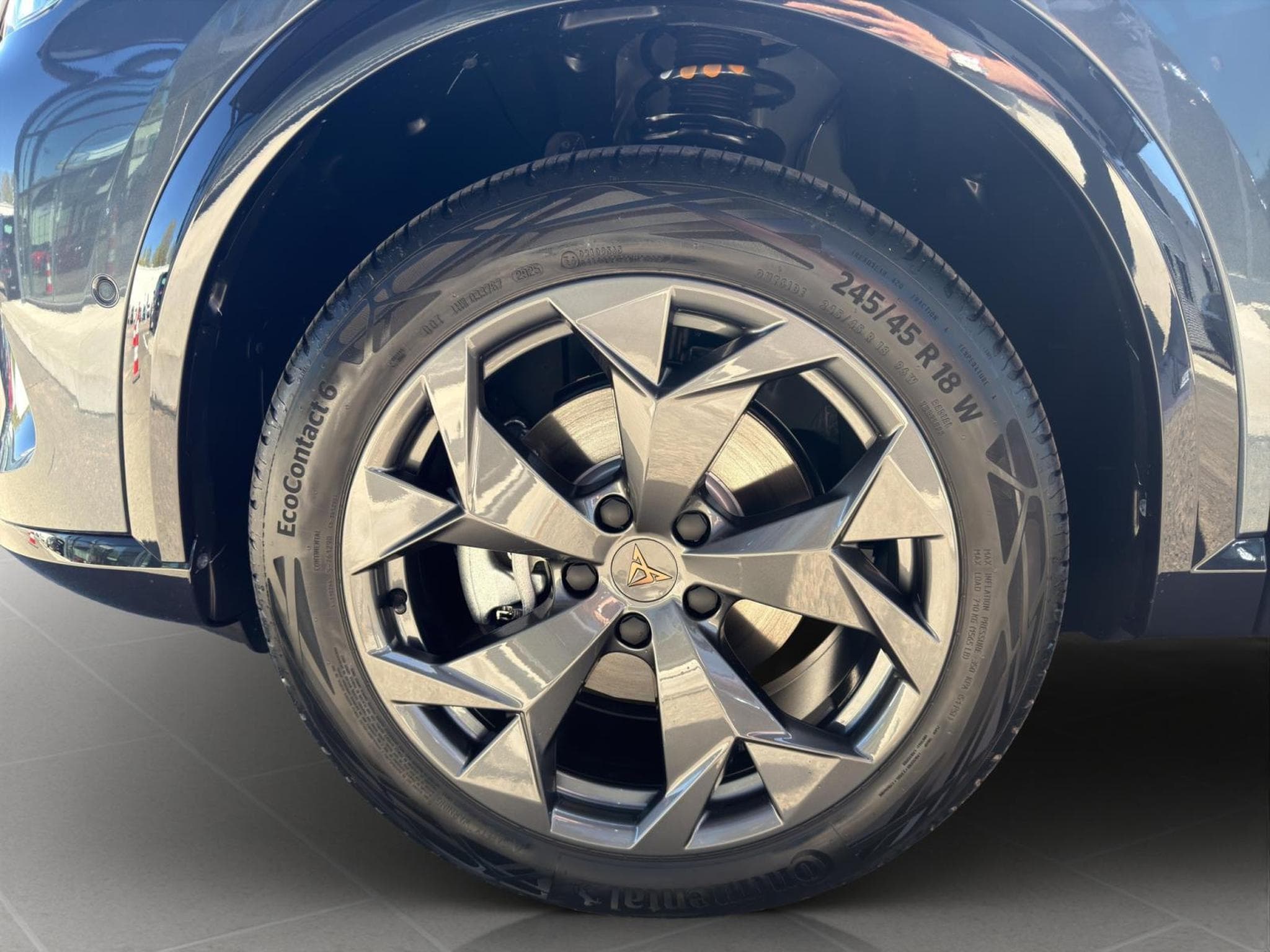 Cupra Formentor 1.5 eTSI (2026) - Photo 8