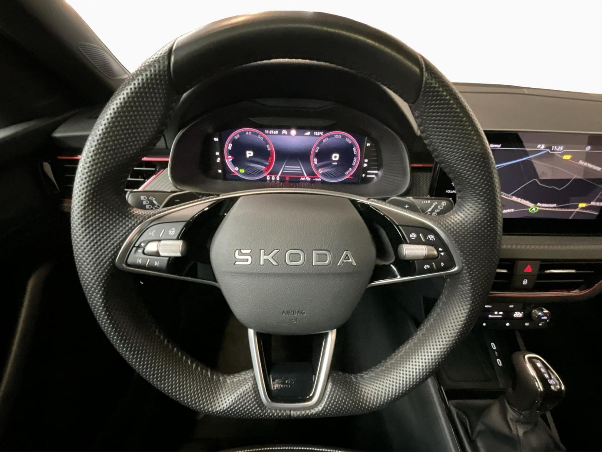 Skoda Kamiq Monte-Carlo+DSG+Led+Pano (2025) - Photo 10