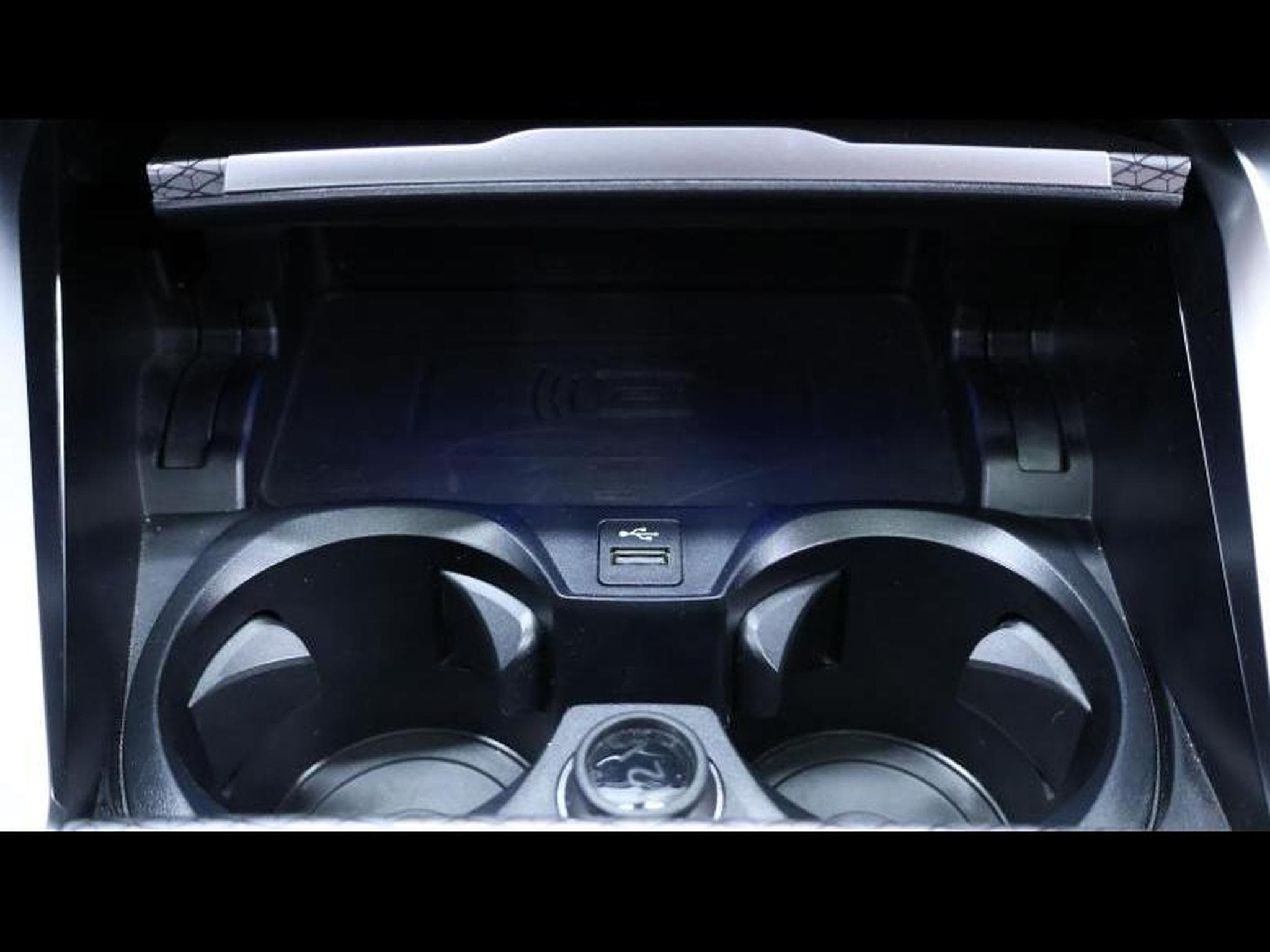 BMW 220 i Coupe M SPORT Pro Steptronic (2023) - Photo 24