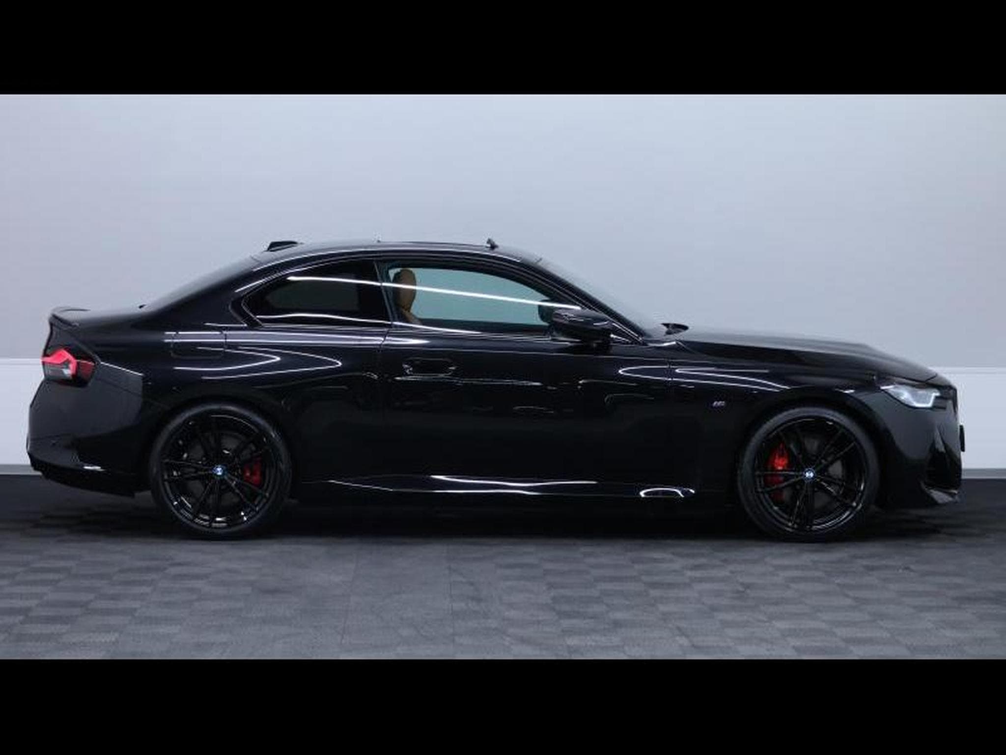 BMW 220 i Coupe M SPORT Pro Steptronic (2023) - Photo 4