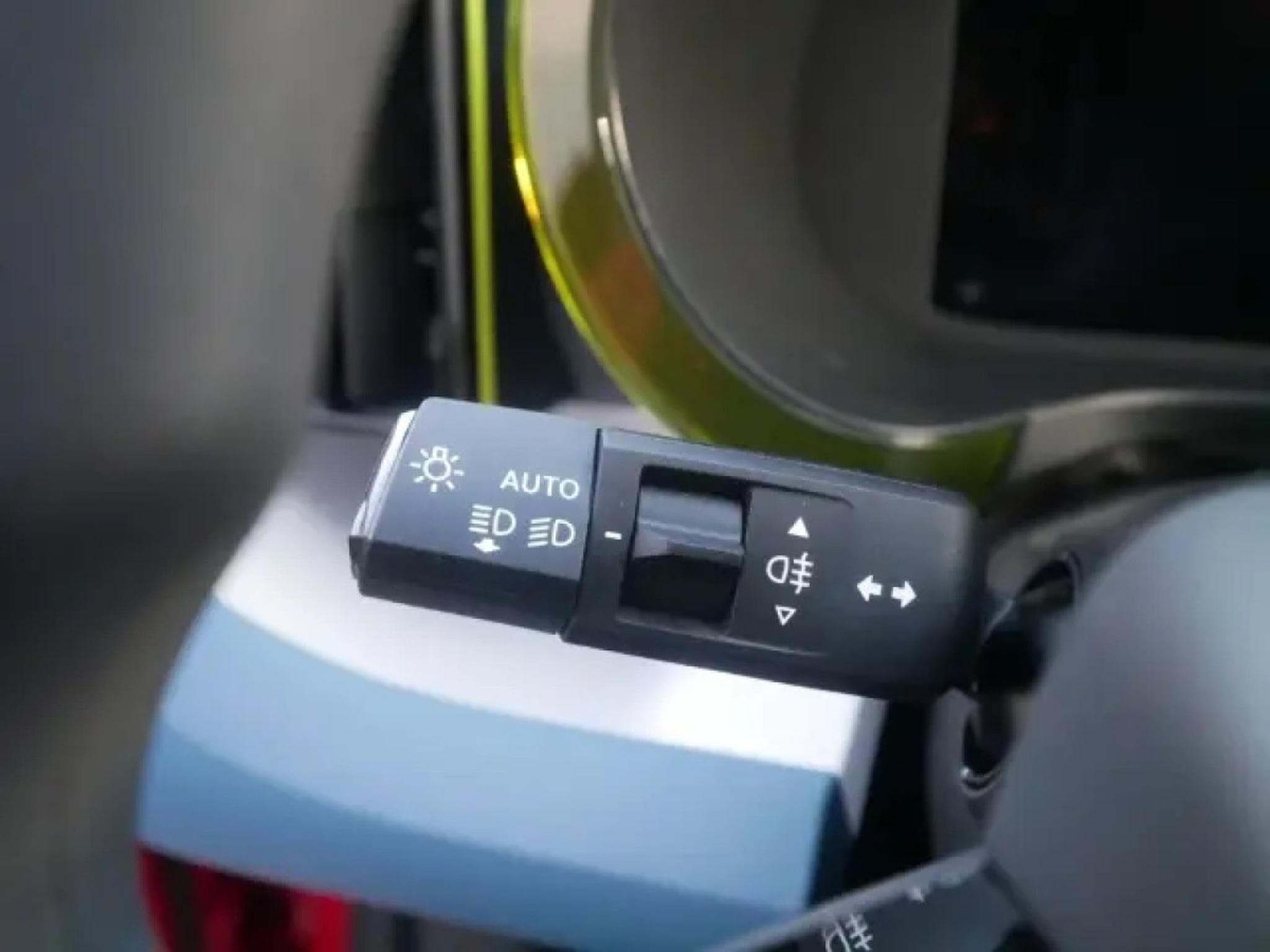 Fiat Grande Panda ICON HYBRID 1.2 eDCT (2026) - Foto 17