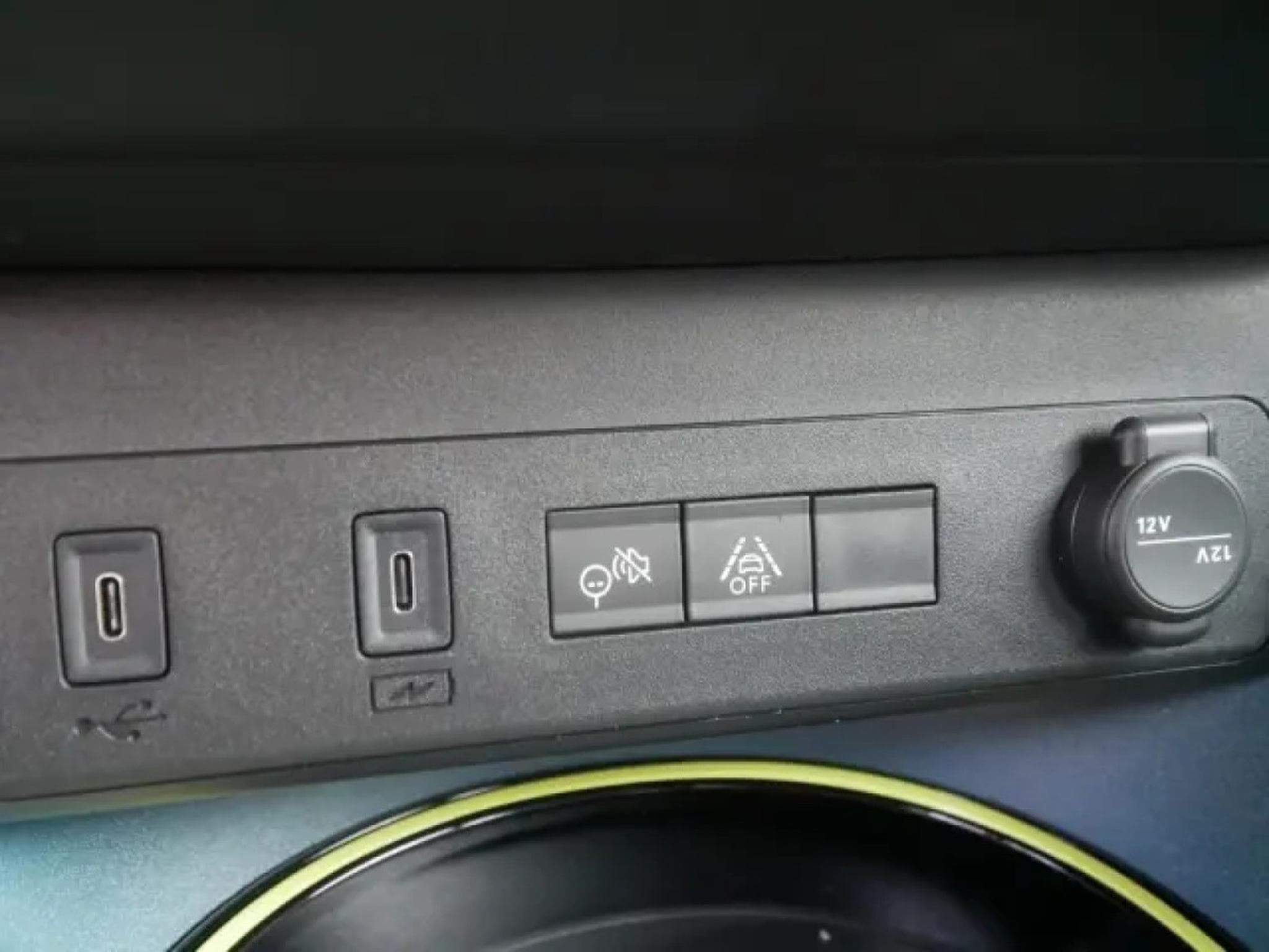 Fiat Grande Panda ICON HYBRID 1.2 eDCT (2026) - Foto 25