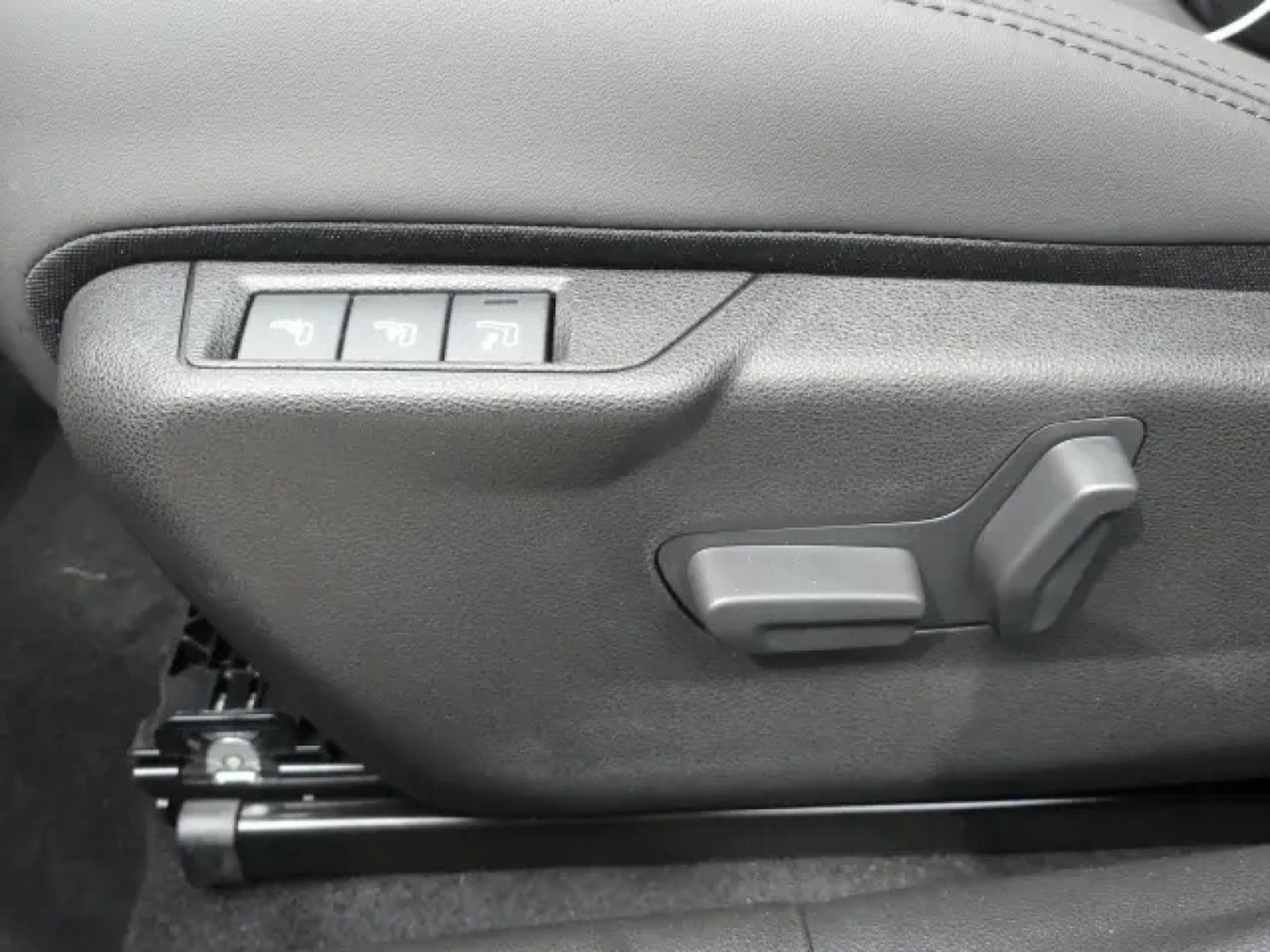 Alfa-Romeo Junior IBRIDA TI 1.2 VGT (2026) - Foto 14