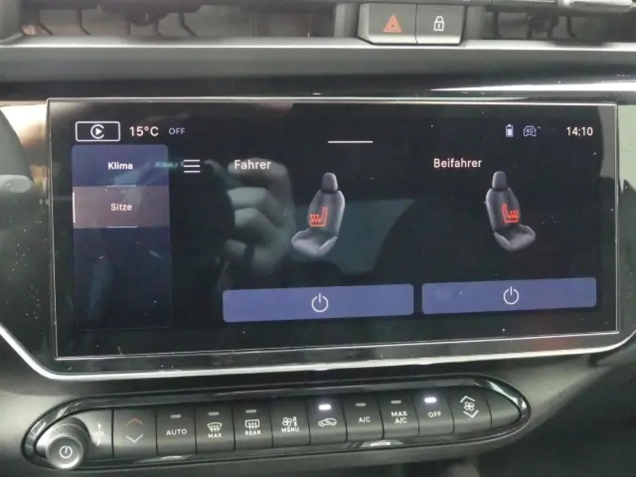 Alfa-Romeo Junior IBRIDA TI 1.2 VGT (2026) - Foto 22