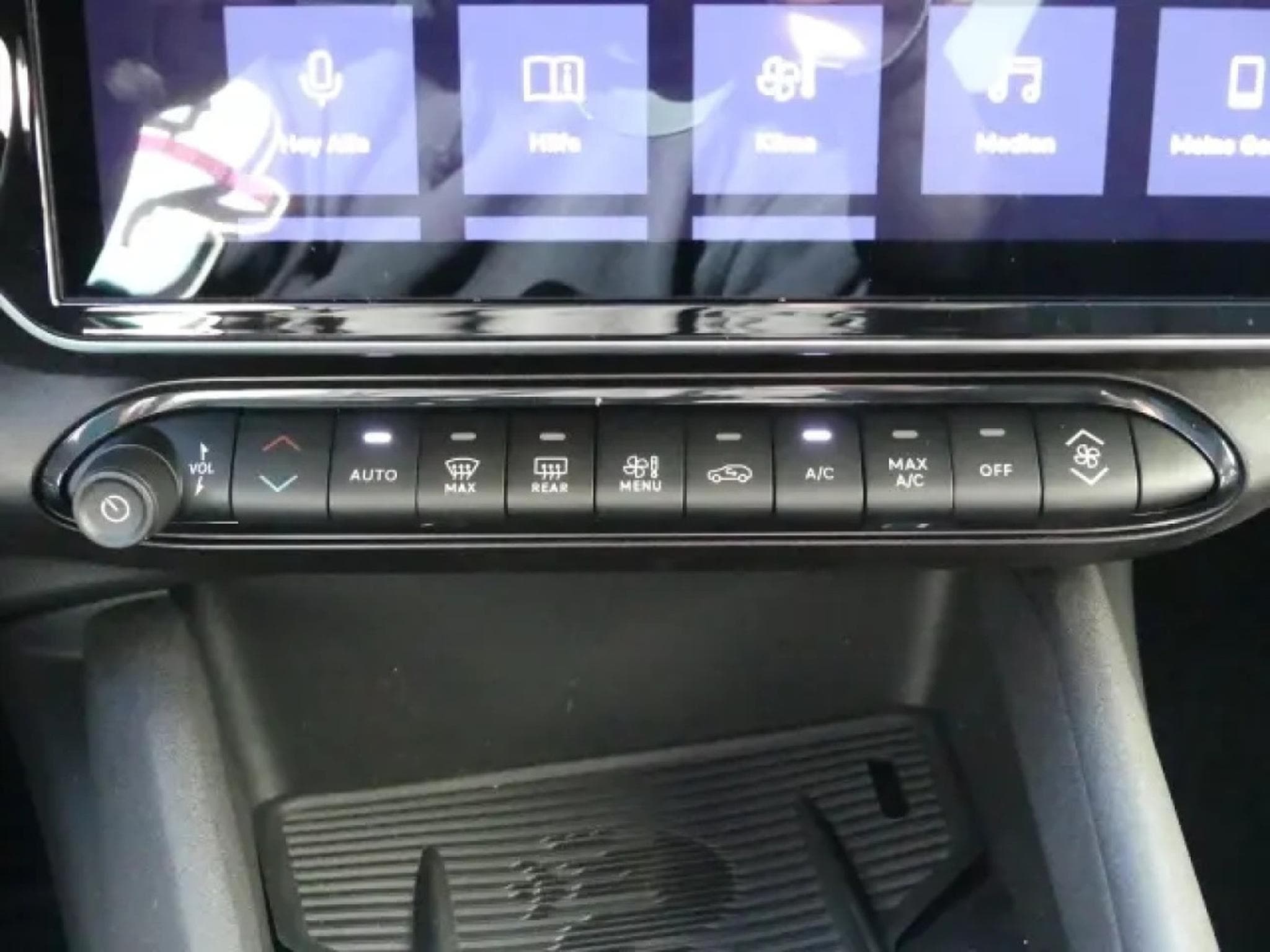 Alfa-Romeo Junior IBRIDA TI 1.2 VGT (2026) - Foto 21