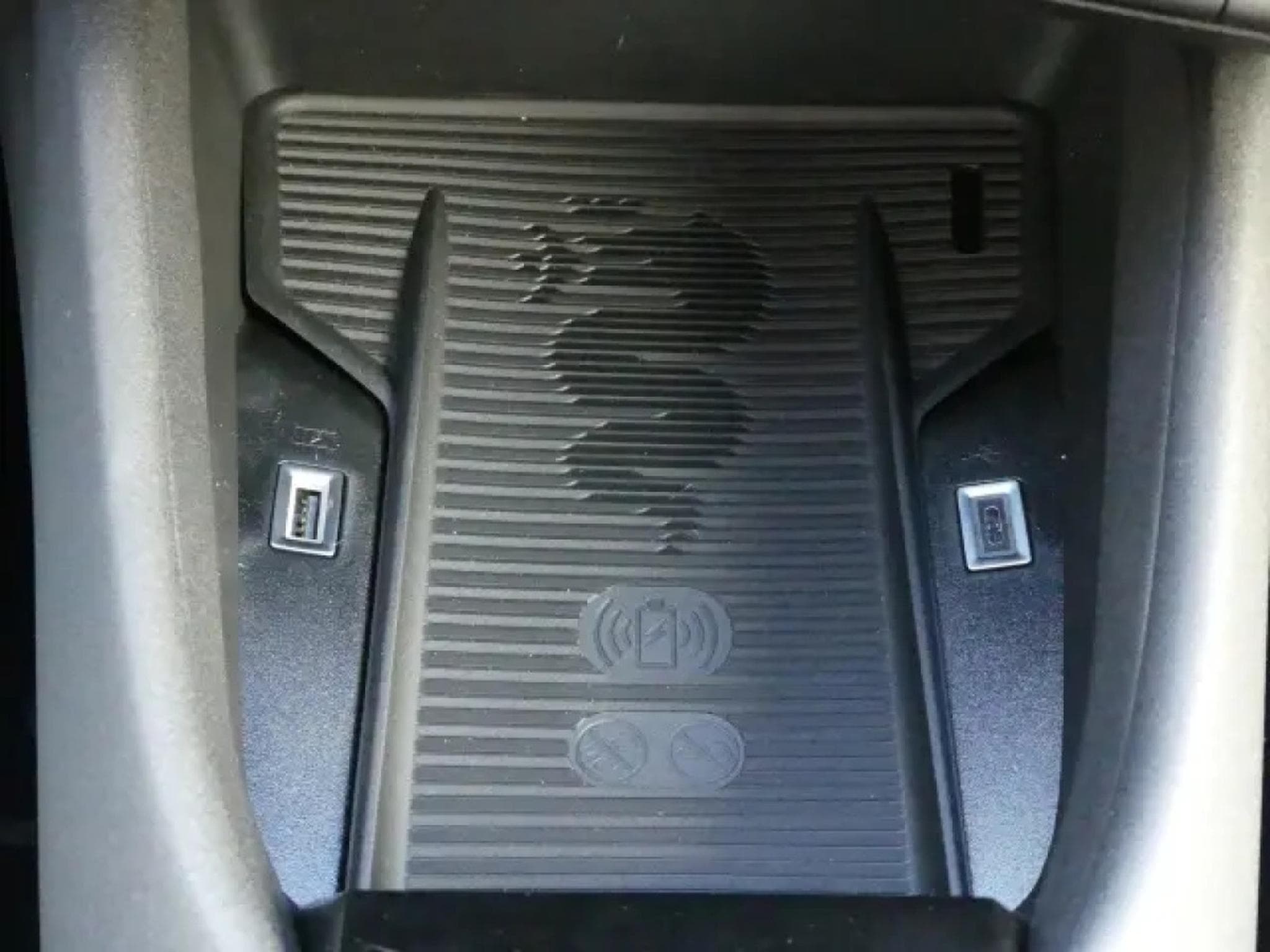 Alfa-Romeo Junior IBRIDA TI 1.2 VGT (2026) - Foto 22