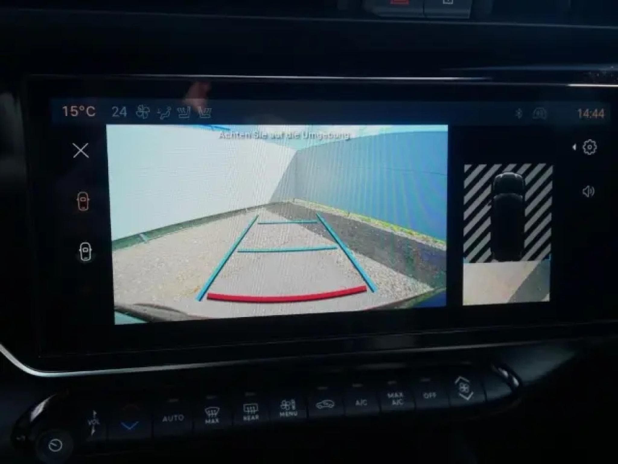 Alfa-Romeo Junior IBRIDA TI 1.2 VGT (2026) - Foto 17