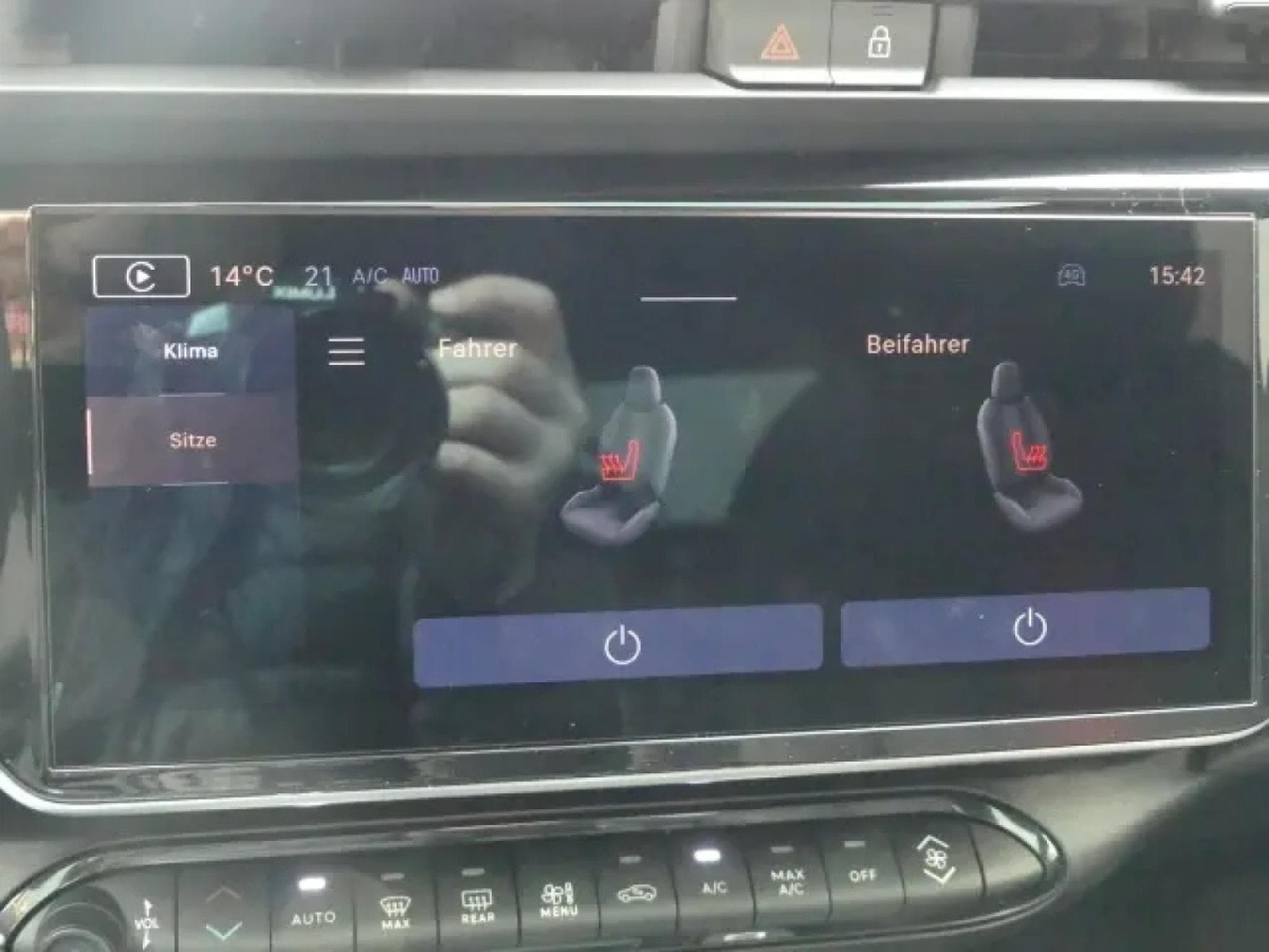 Alfa-Romeo Junior IBRIDA TI 1.2 VGT (2026) - Foto 21