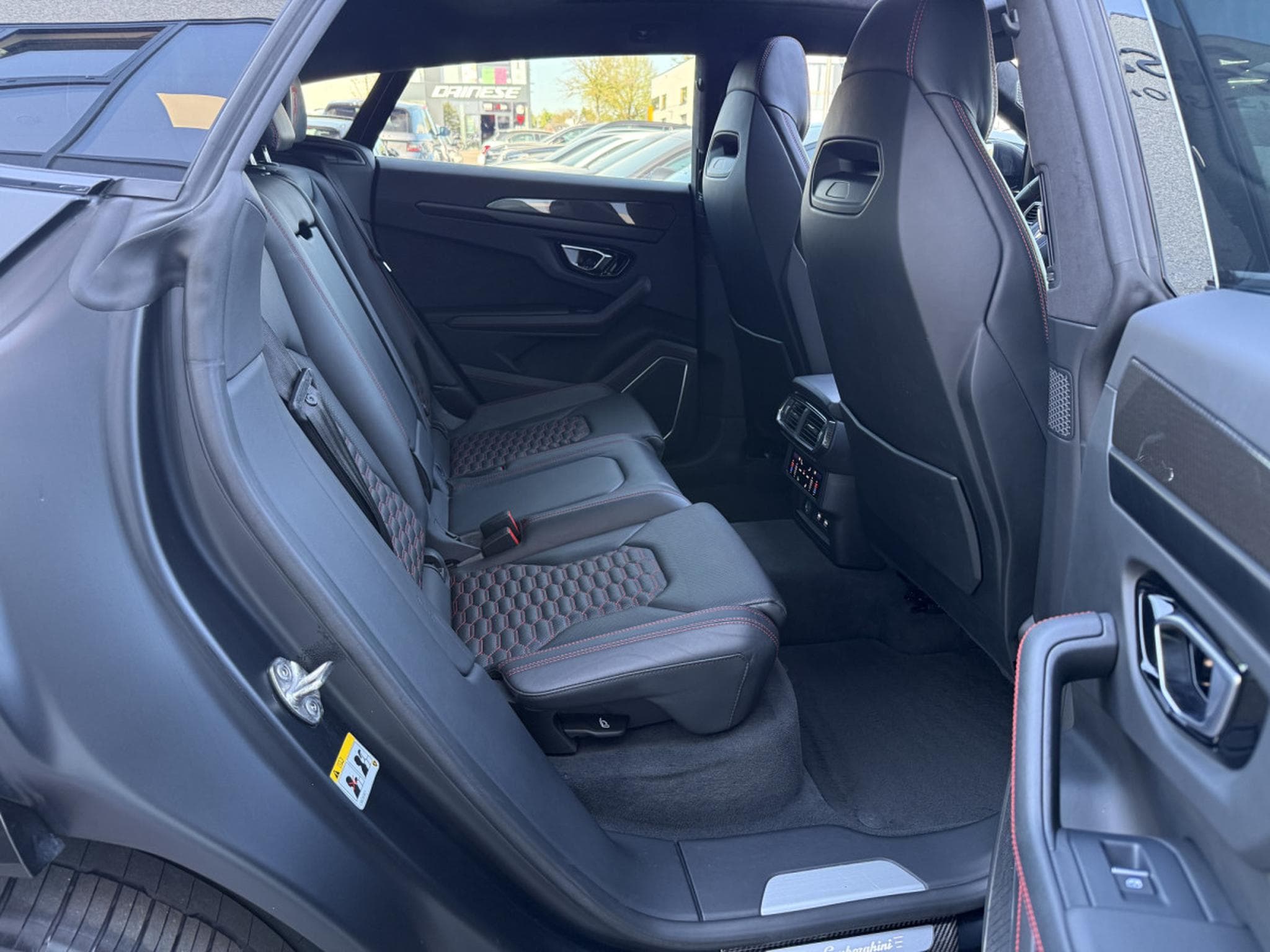 Lamborghini Urus 4.0 V8 Auto./PANO/22/360°/HUD/CARBON/VOLL (2021) - Photo 14