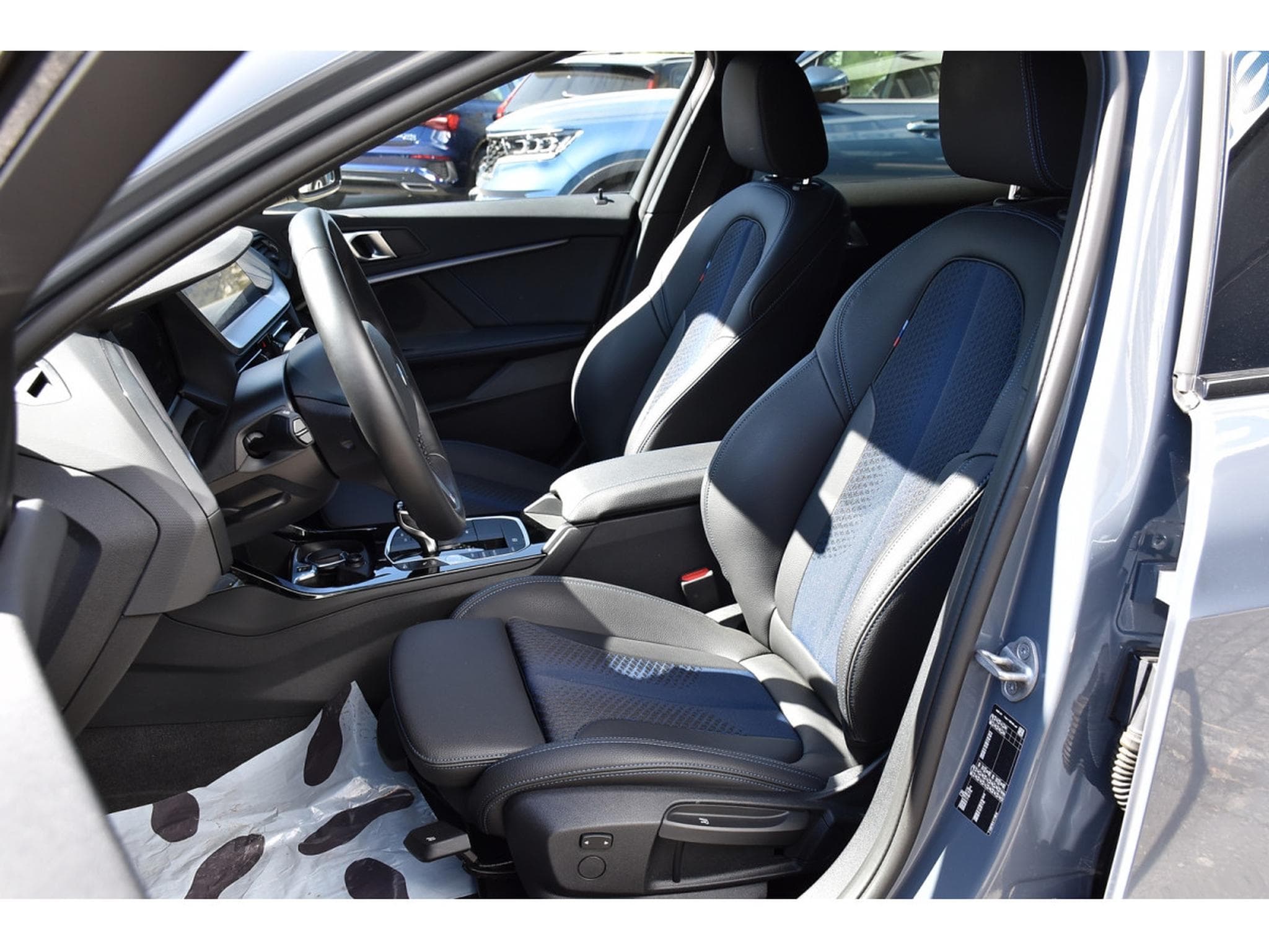 BMW 116 iA M Sport REGUL GPS LANE PDC (2024) - Photo 5