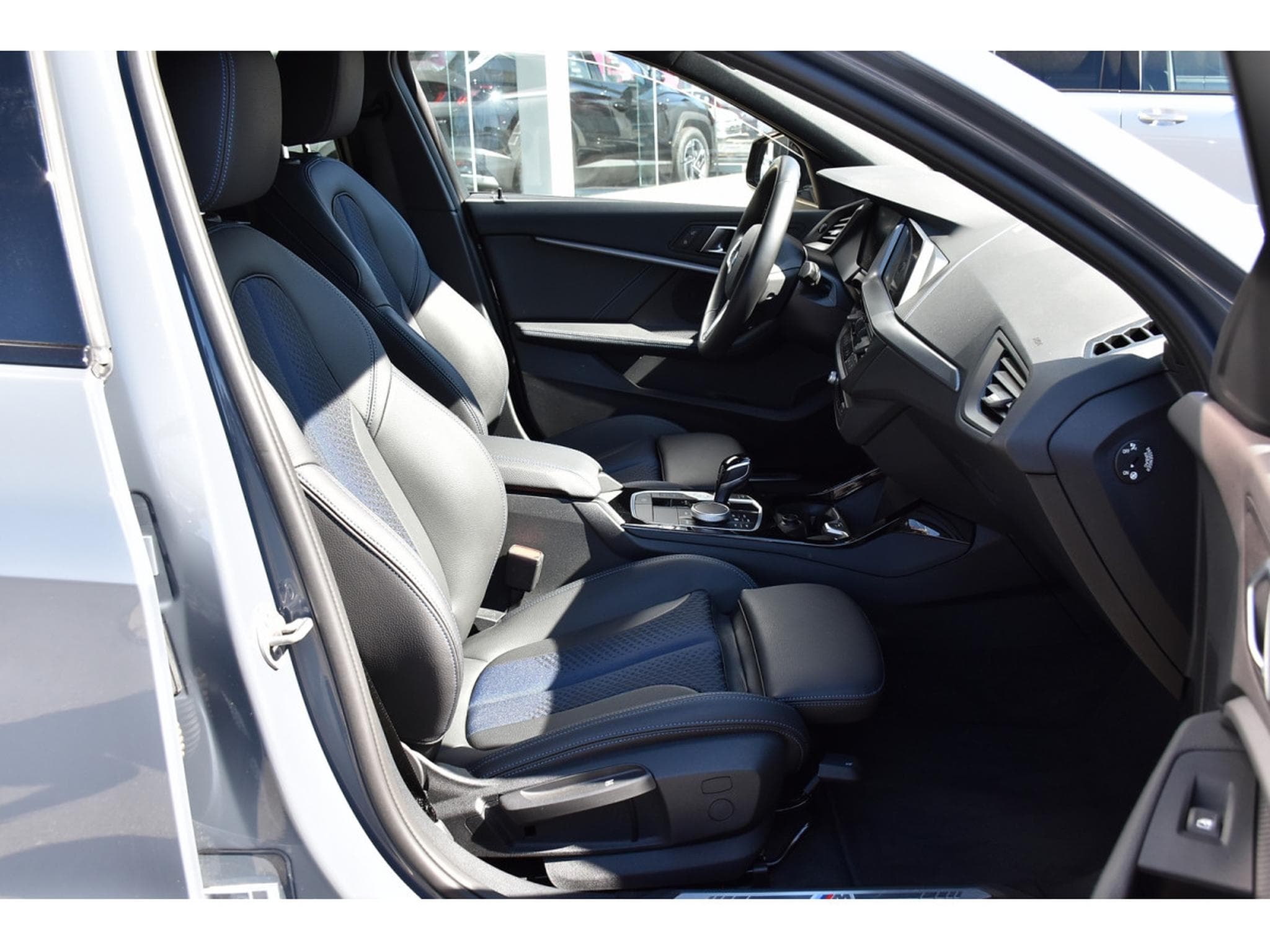 BMW 116 iA M Sport REGUL GPS LANE PDC (2024) - Photo 6