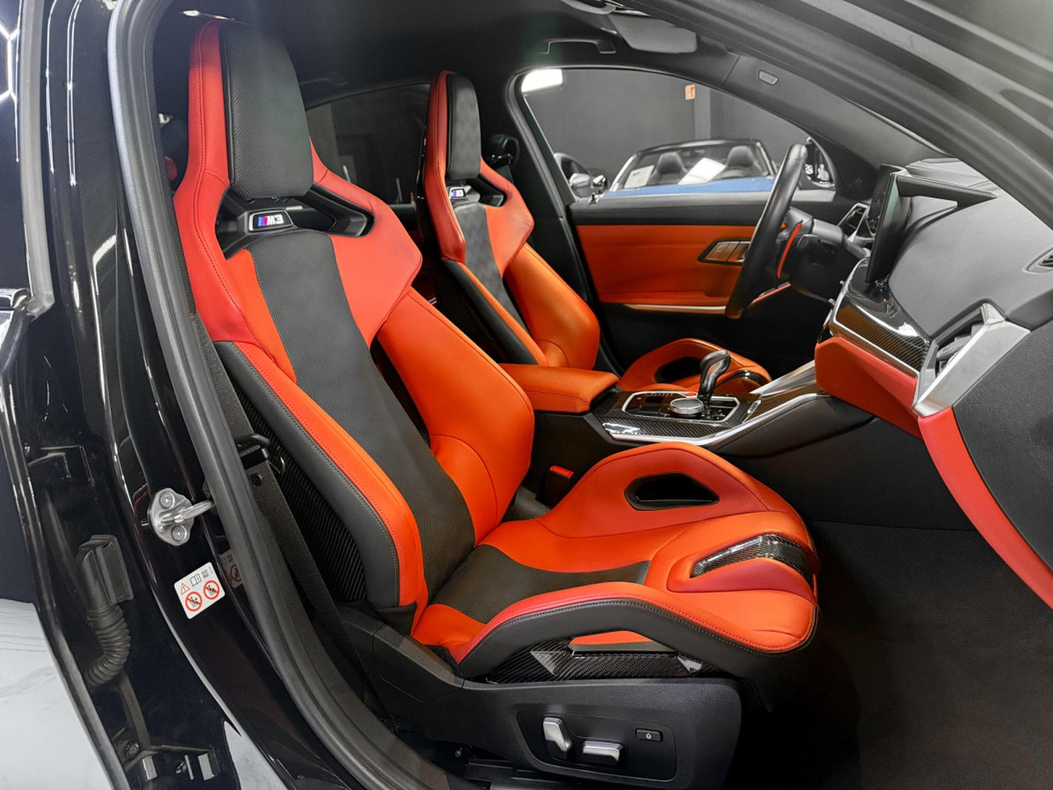 BMW M3 Competition xDrive (2023) - Photo 12