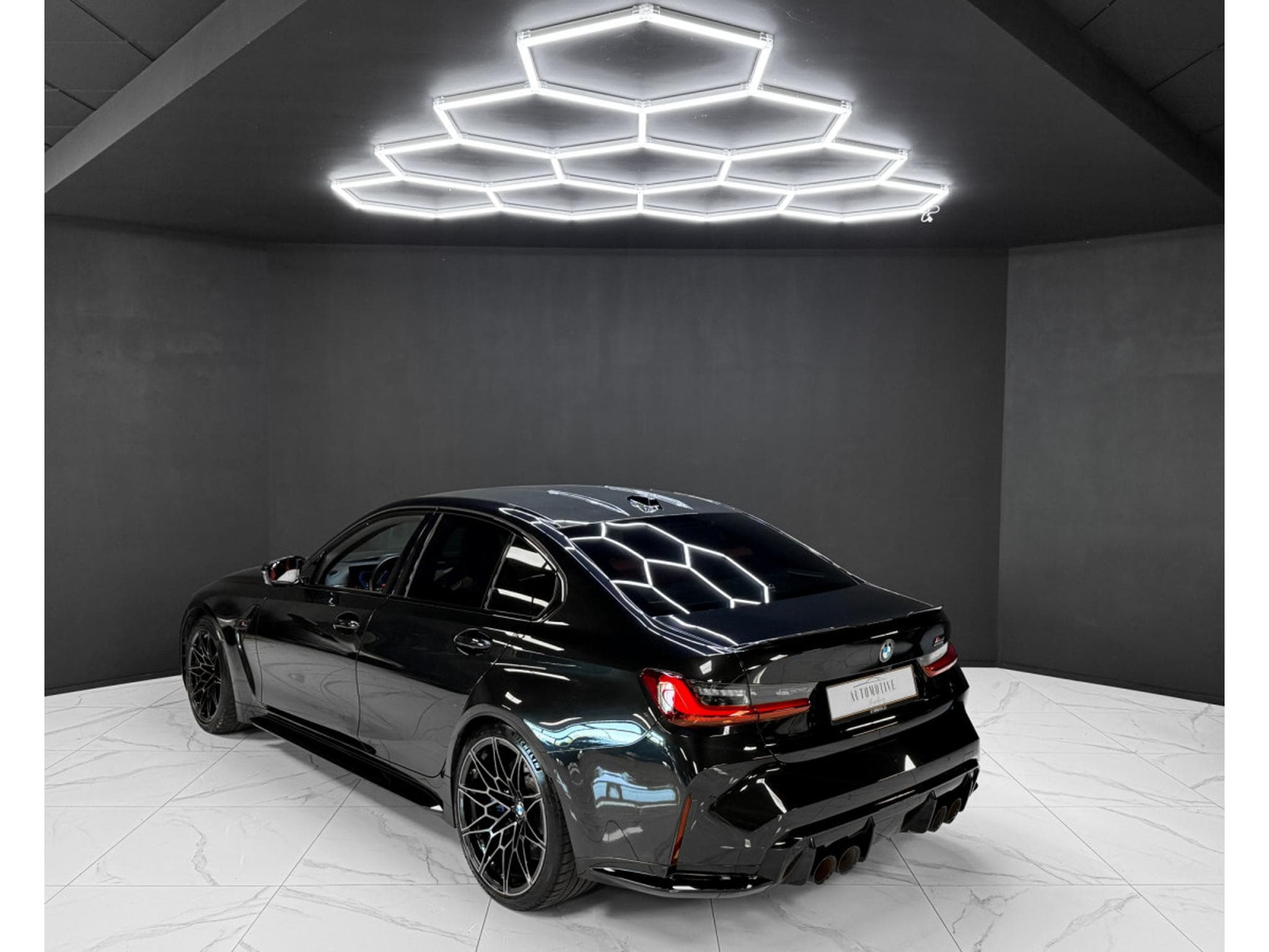 BMW M3 Competition xDrive (2023) - Photo 3