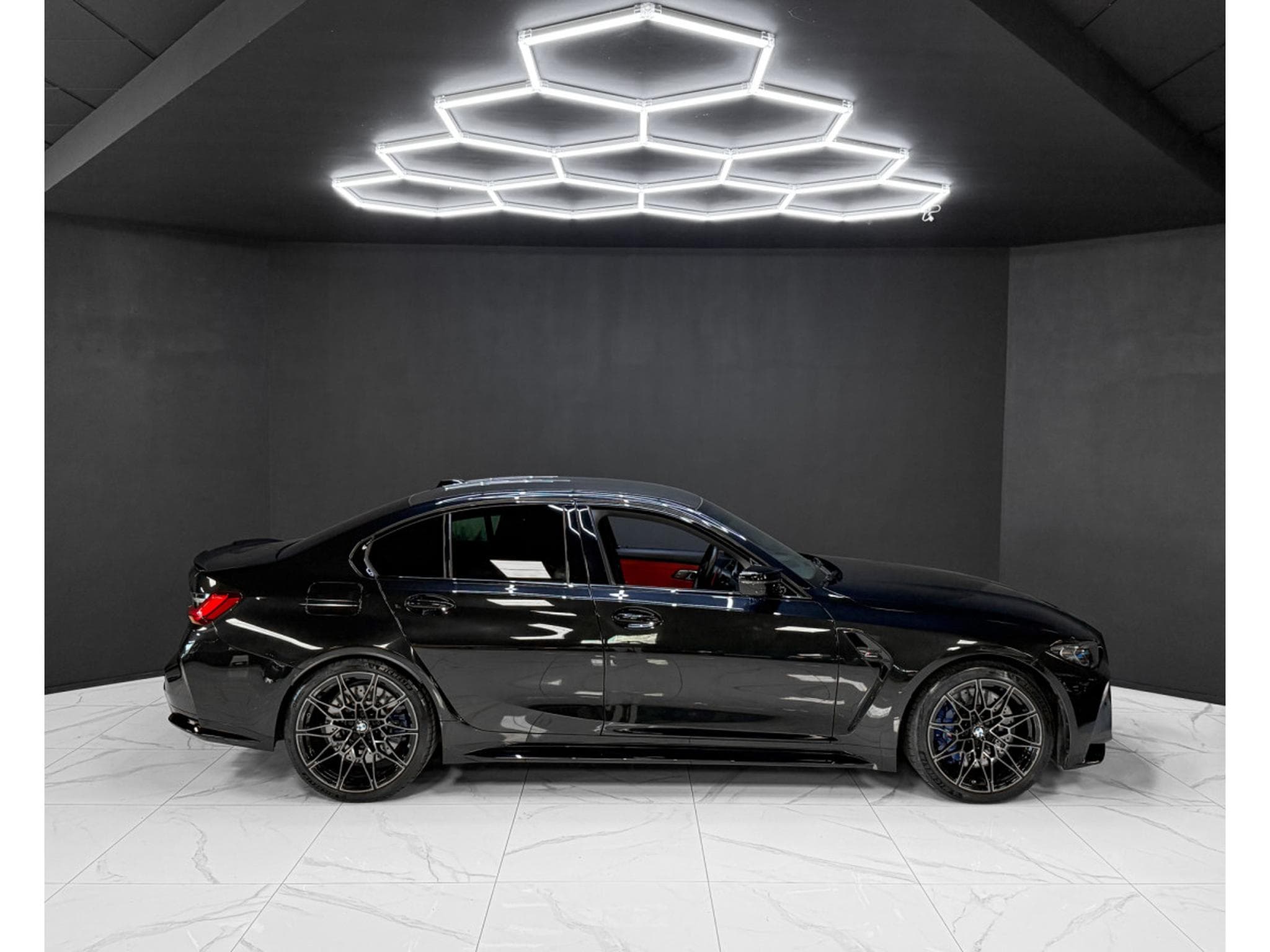 BMW M3 Competition xDrive (2023) - Photo 6