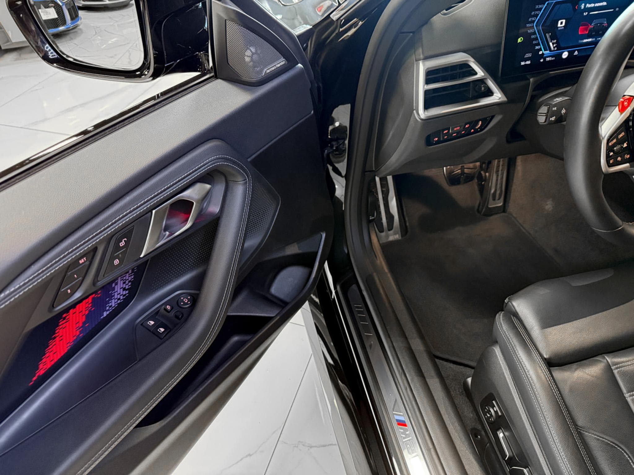 BMW M2 Coupé / H&K / M Sportsitz / Head UP/ Winter set (2025) - Foto 13