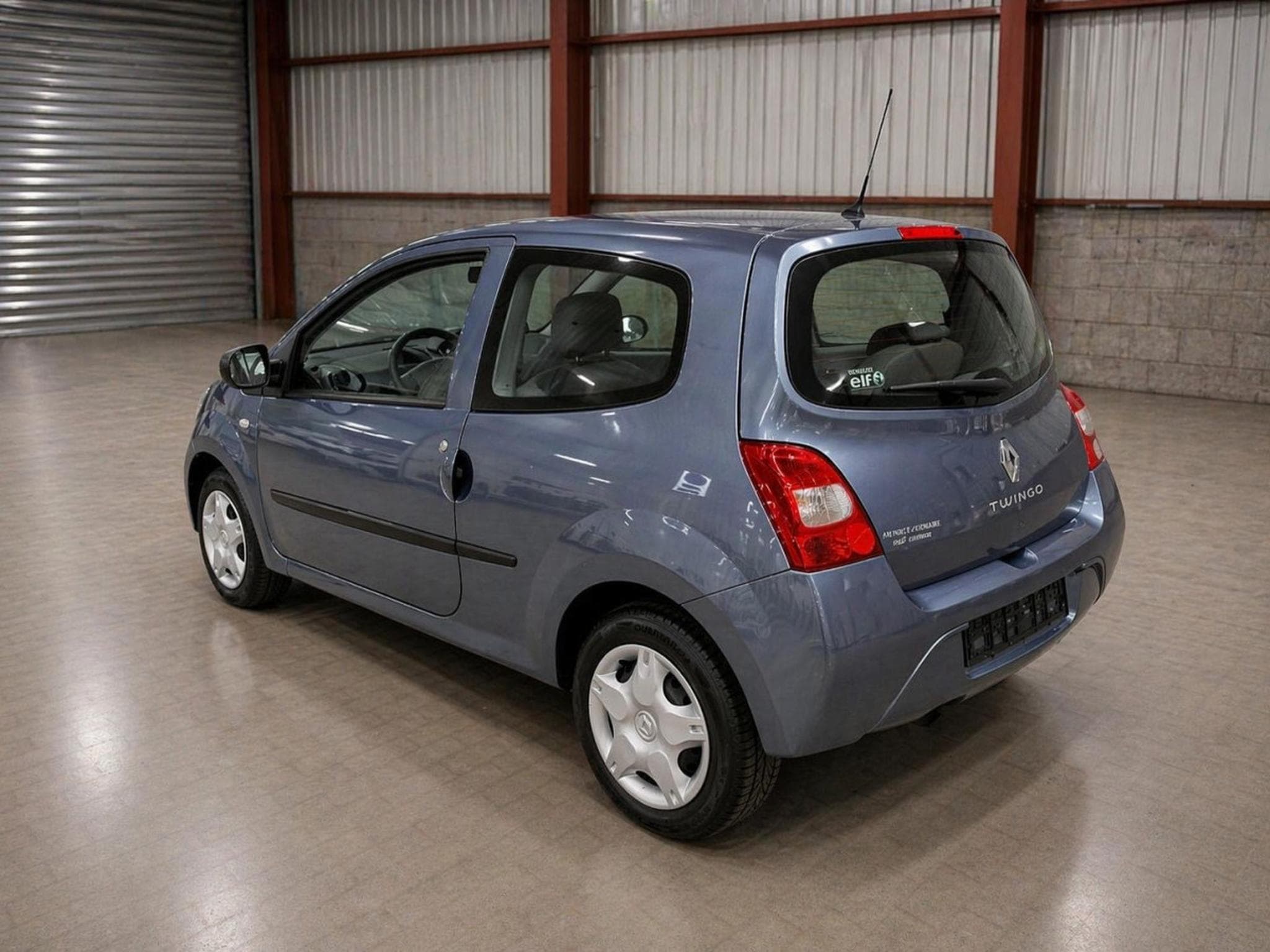 Renault Twingo 1.2i 60 Authentique (2010) - Photo 2