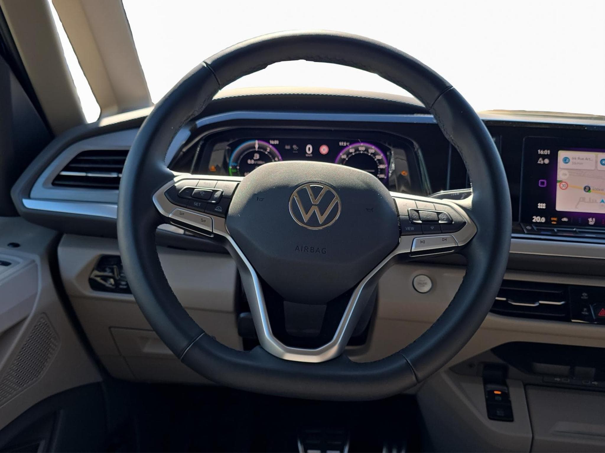 VW Multivan Style (2026) - Photo 10