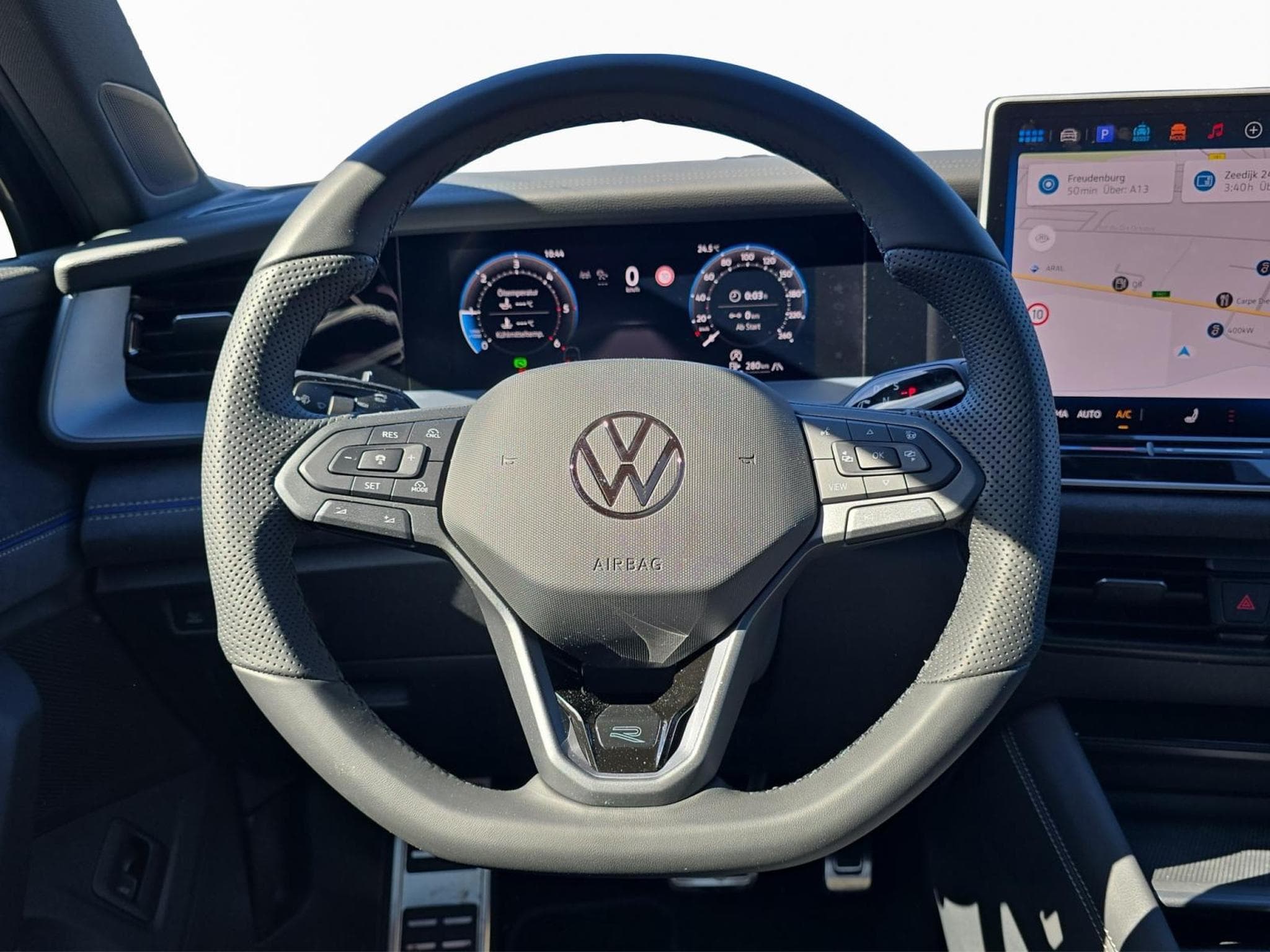 VW Tayron R-Line (2026) - Photo 10