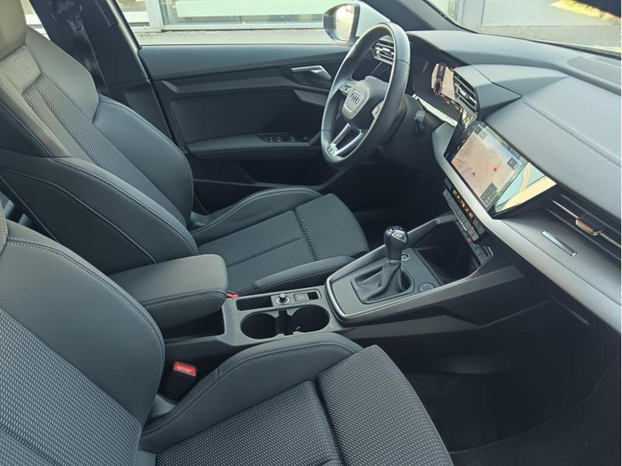 Audi A3 Limousine S-line 35 TFSI 6-Gang (2020) - Photo 10