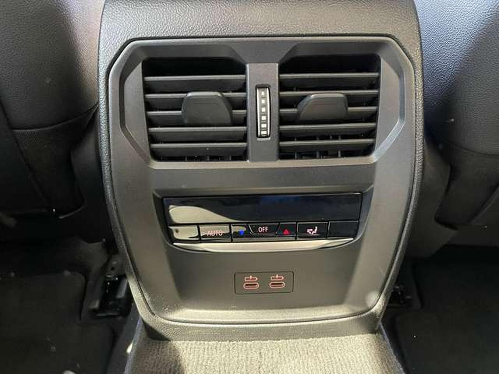 BMW 318 318i Touring Aut / Sport - GARANTIE 38 MOIS (2024) - Photo 34