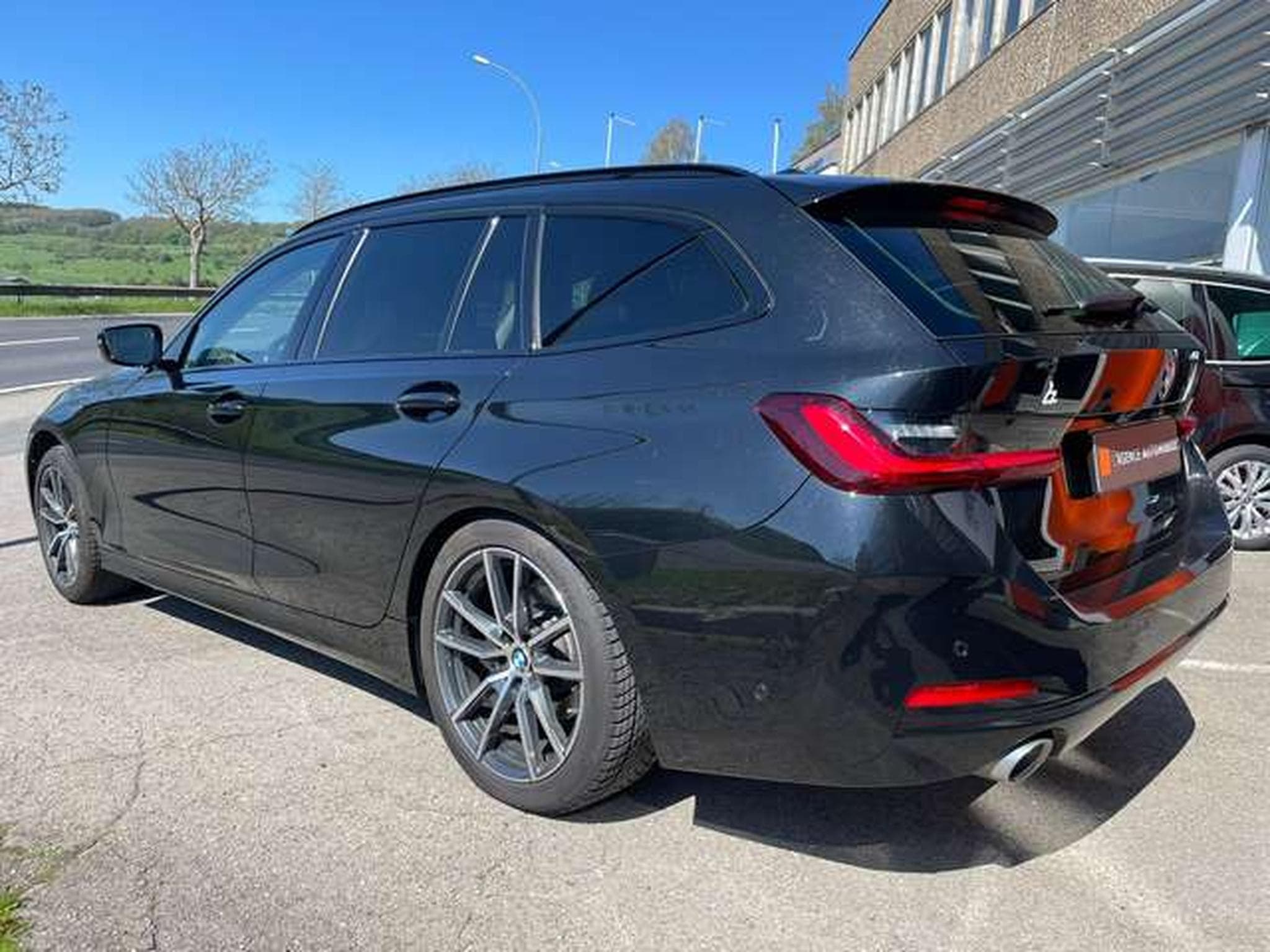 BMW 318 318i Touring Aut / Sport - GARANTIE 38 MOIS (2024) - Photo 7