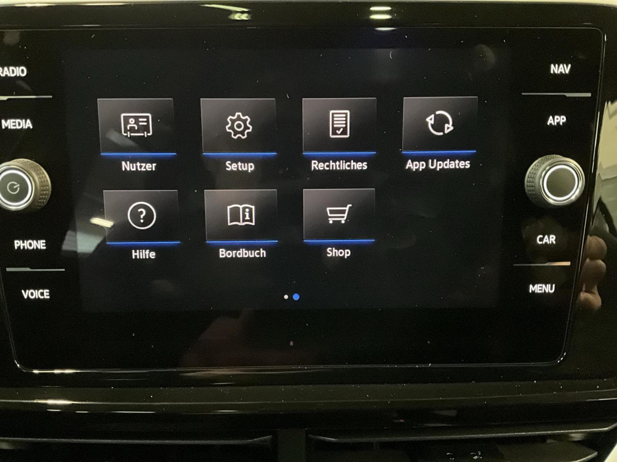 VW T-Roc R-Line+DSG+Pano+RearView (2024) - Photo 19