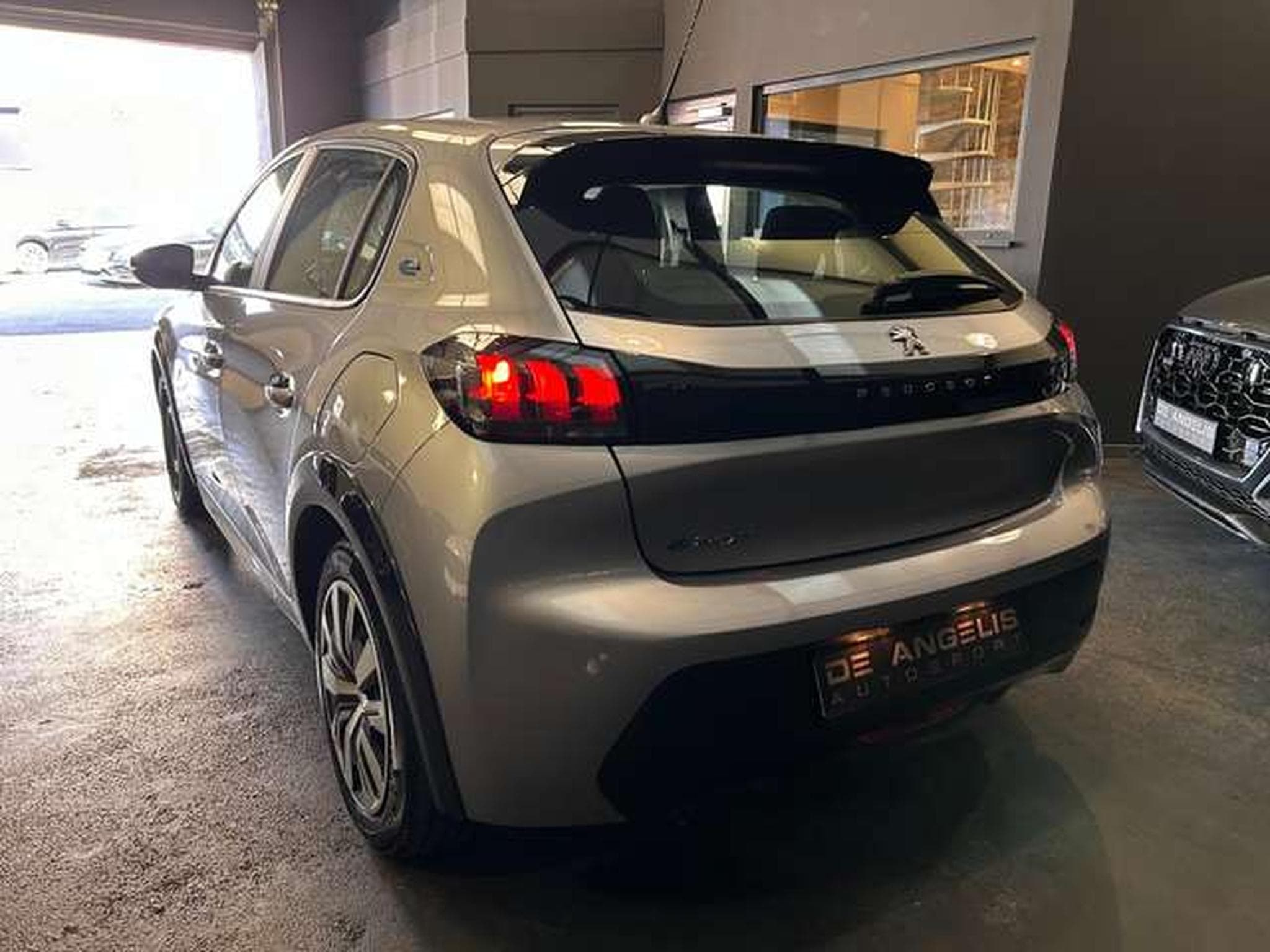 Peugeot 208 136 ACTIVE (2022) - Foto 6