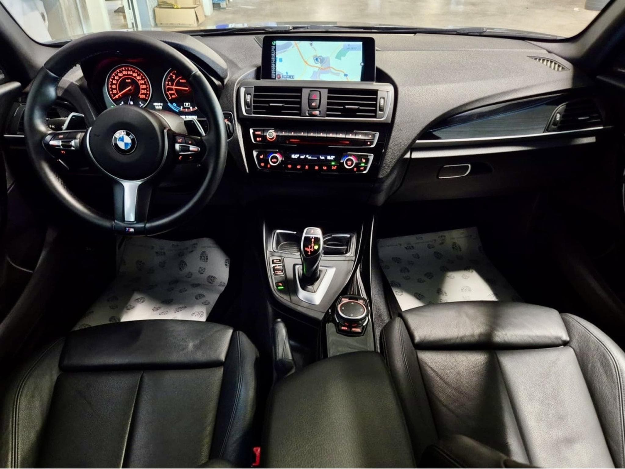 BMW M135 M135 XDRIVE CUIR PANO GPS (2016) - Photo 7