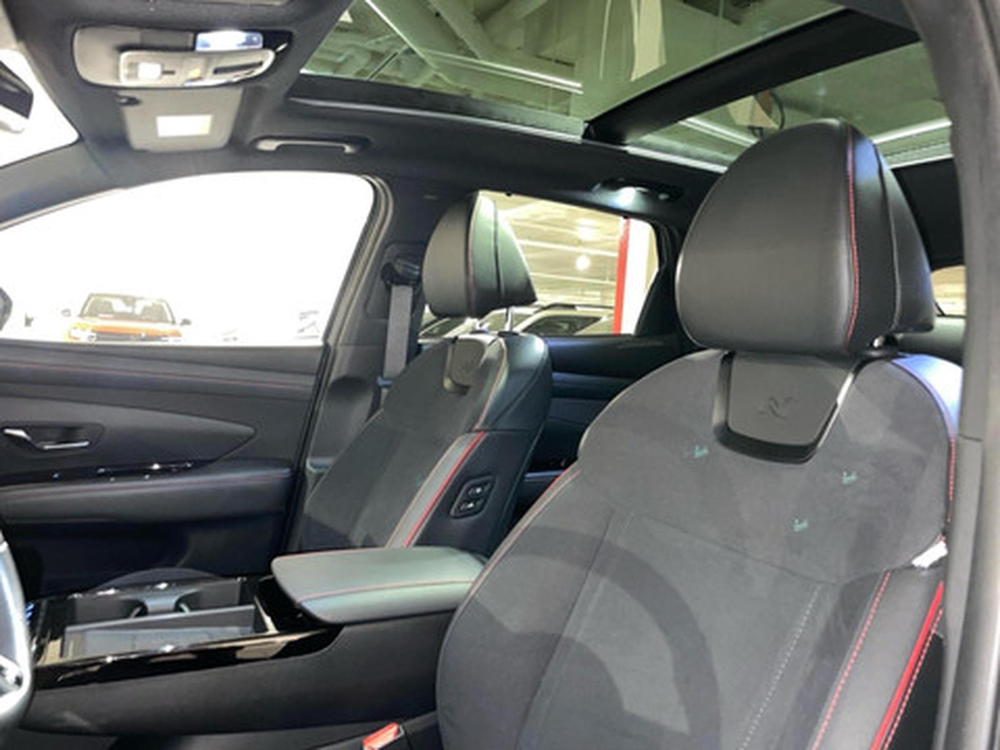 Hyundai Tucson 1.6 T-GDi Hybrid Shine N-Line (2025) - Photo 13