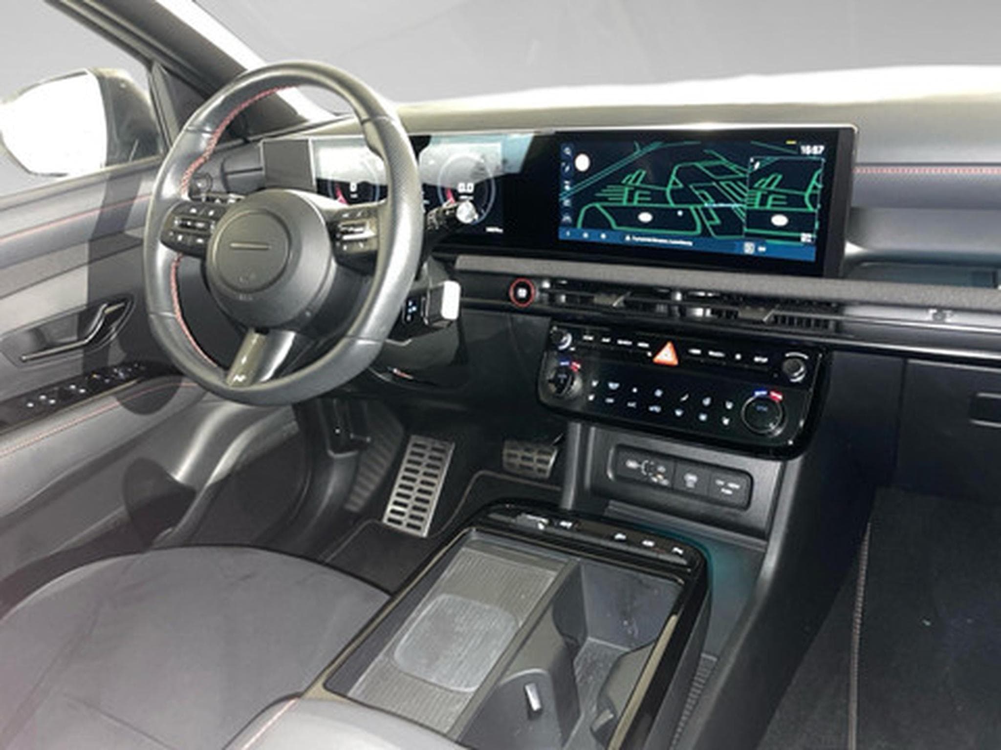 Hyundai Tucson 1.6 T-GDi Hybrid Shine N-Line (2025) - Photo 7