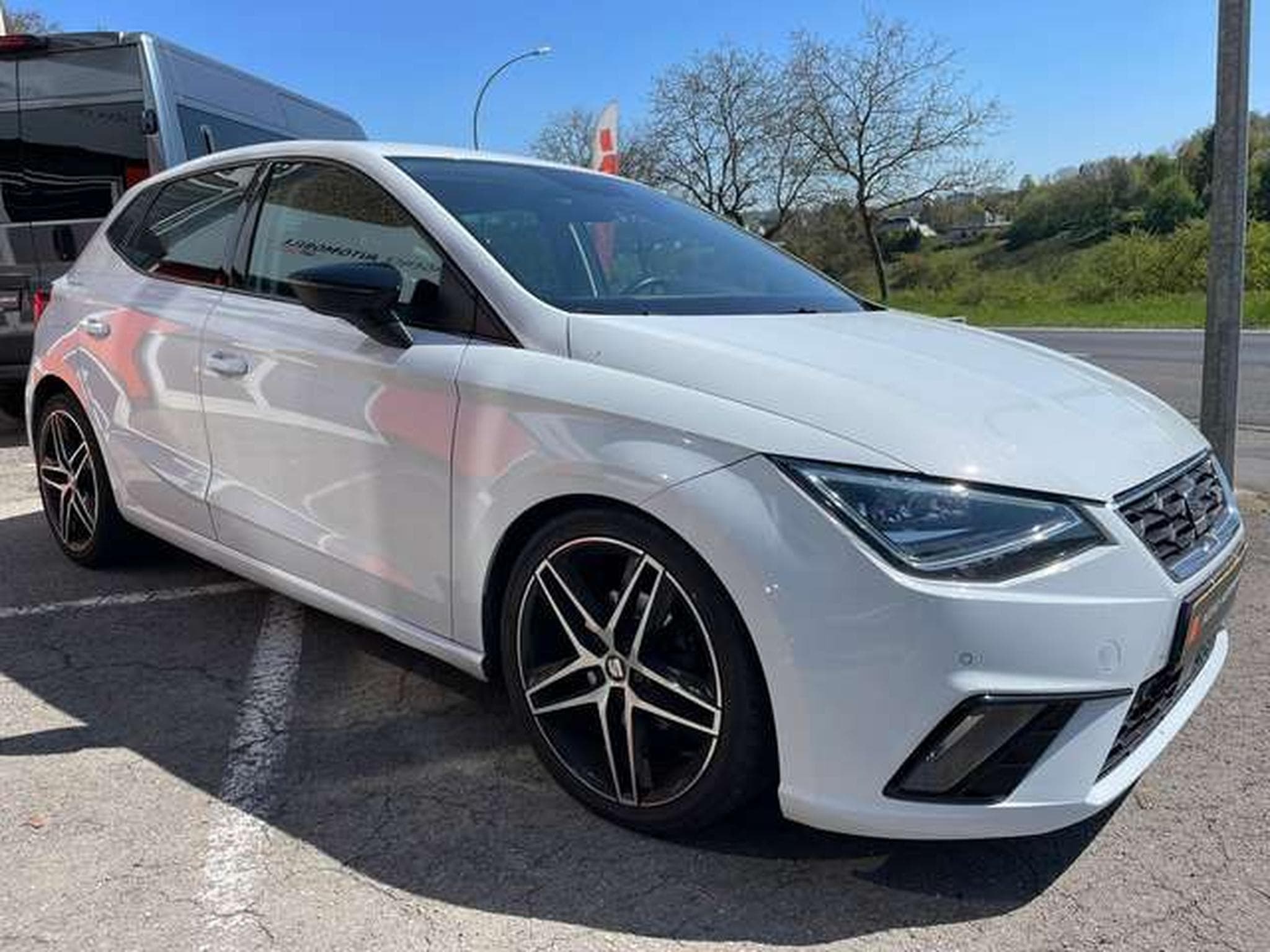 SEAT Ibiza FR 1.0 EcoTSI S - JUSQU'A 48 MOIS DE GARANTIE (2018) - Photo 4