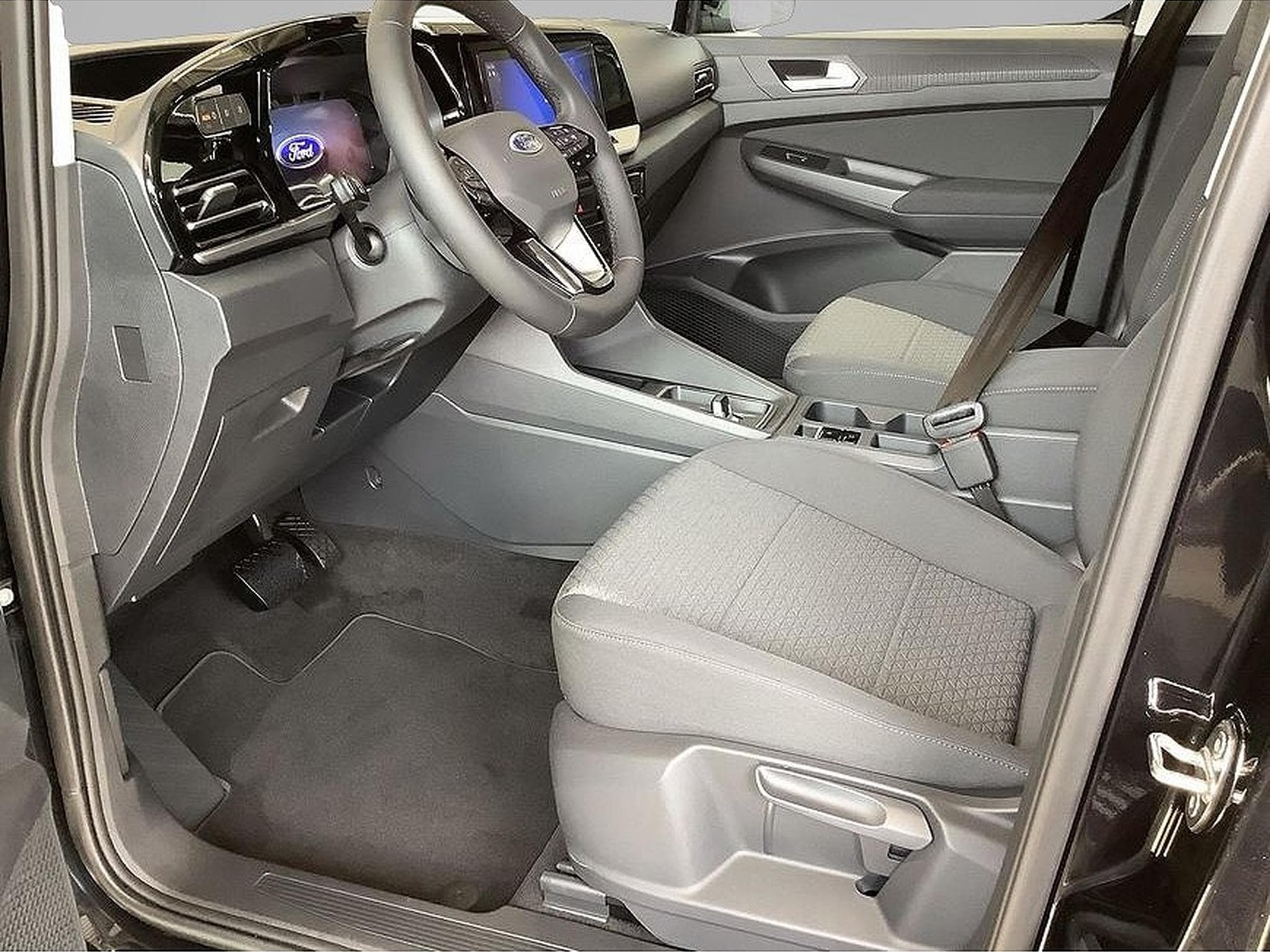 Ford Tourneo (2024) - Photo 5