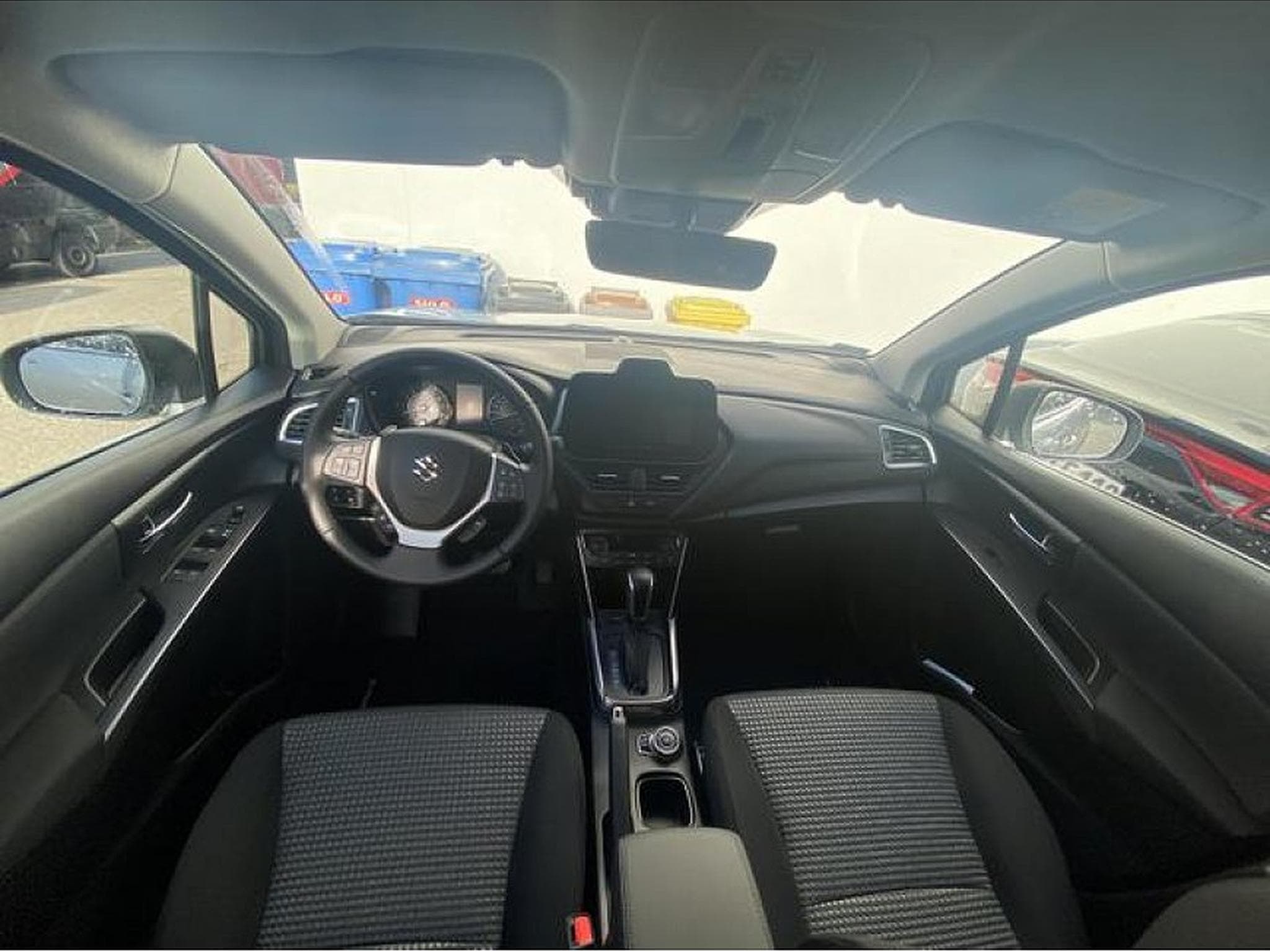 Suzuki S-Cross (2026) - Photo 15
