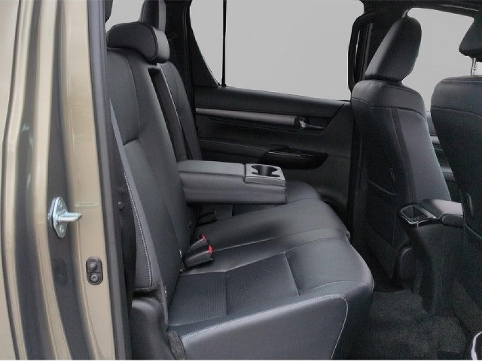 Toyota Hilux (2026) - Photo 7