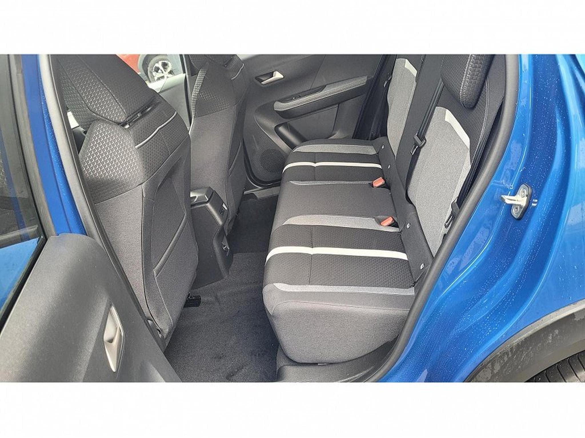 Opel Frontera (2026) - Foto 9