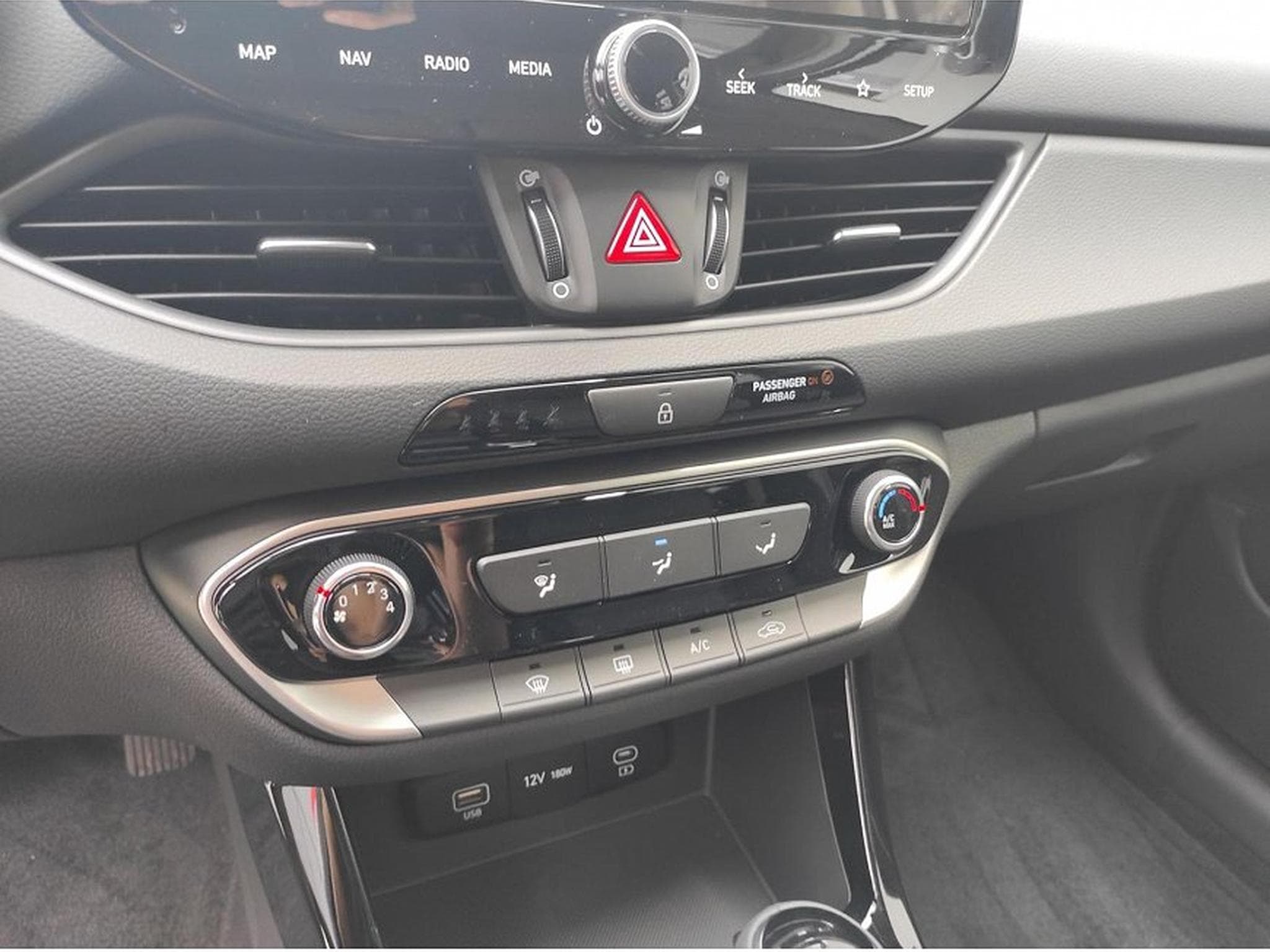 Hyundai i30 (2026) - Foto 14
