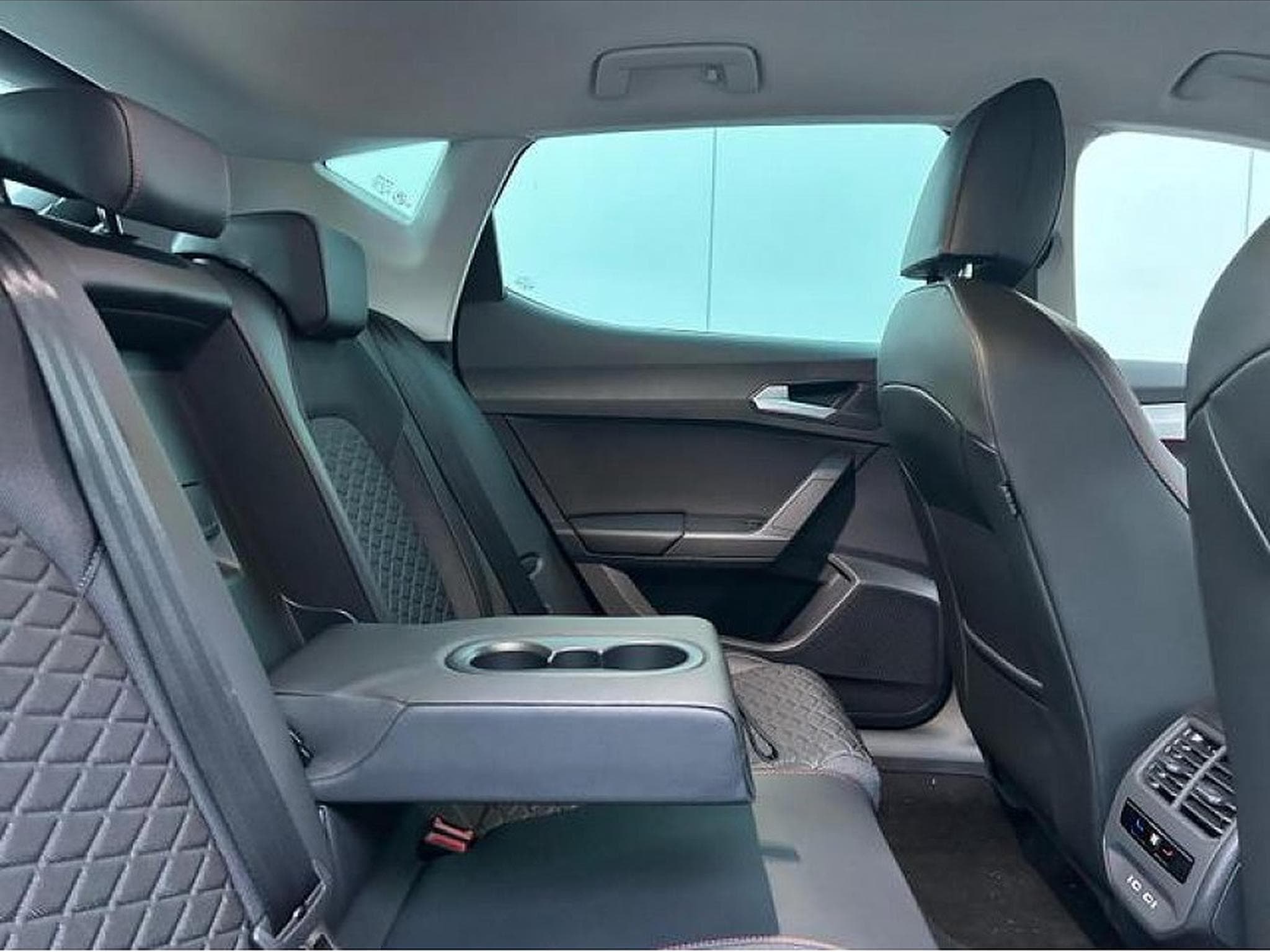 Seat Leon (2025) - Photo 13