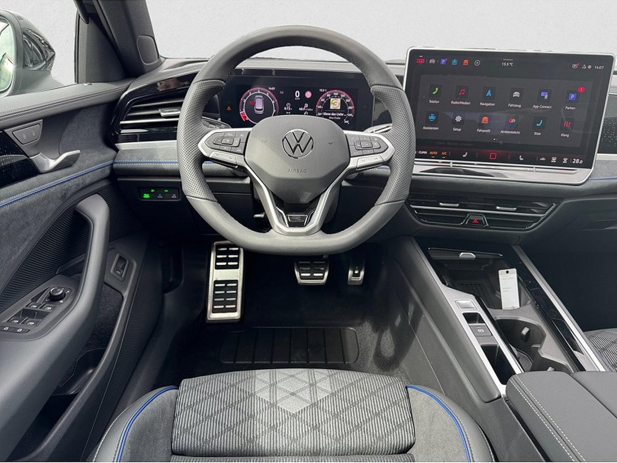 VW Passat (2025) - Foto 9