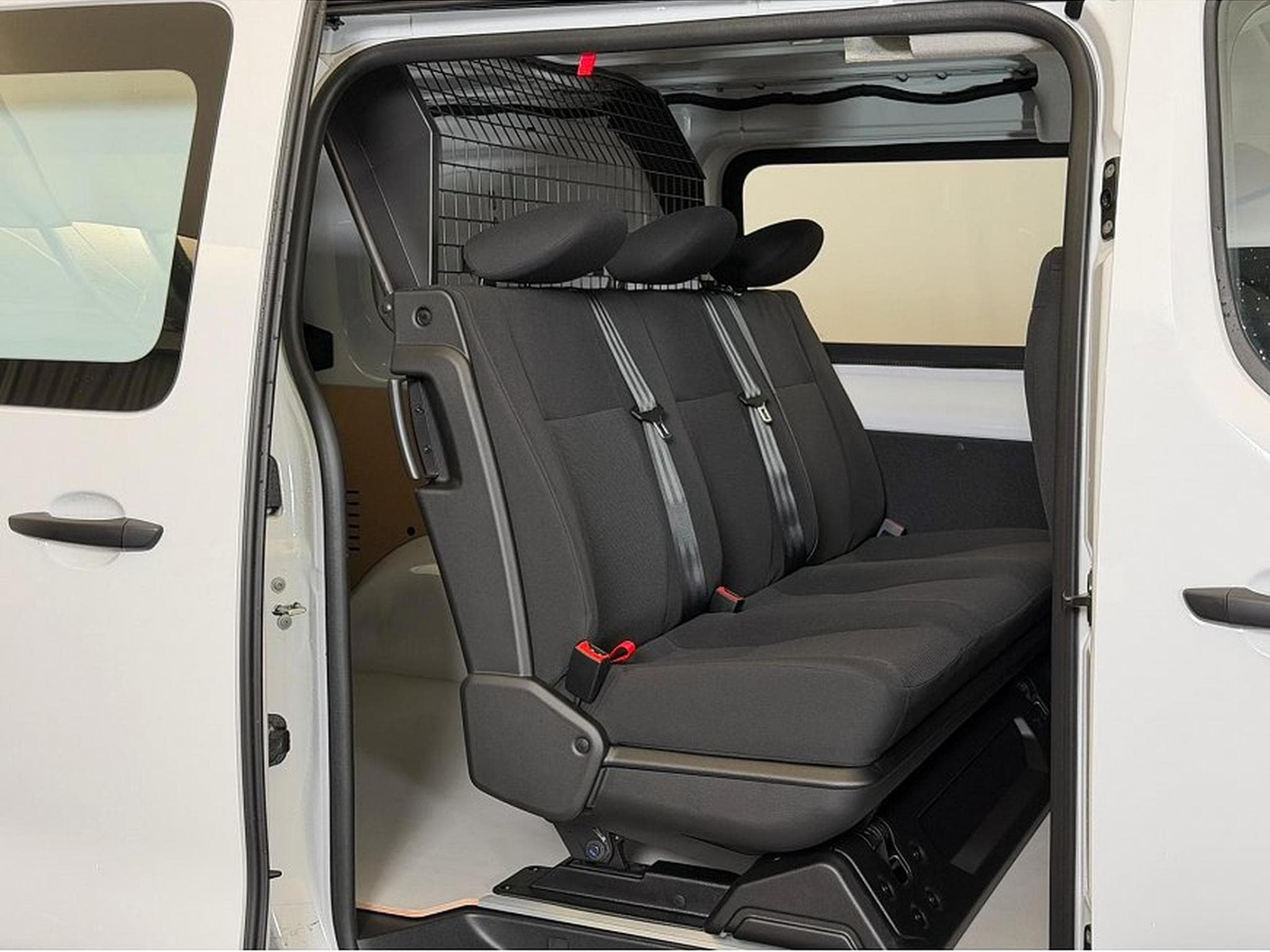 Opel Vivaro (2026) - Foto 12