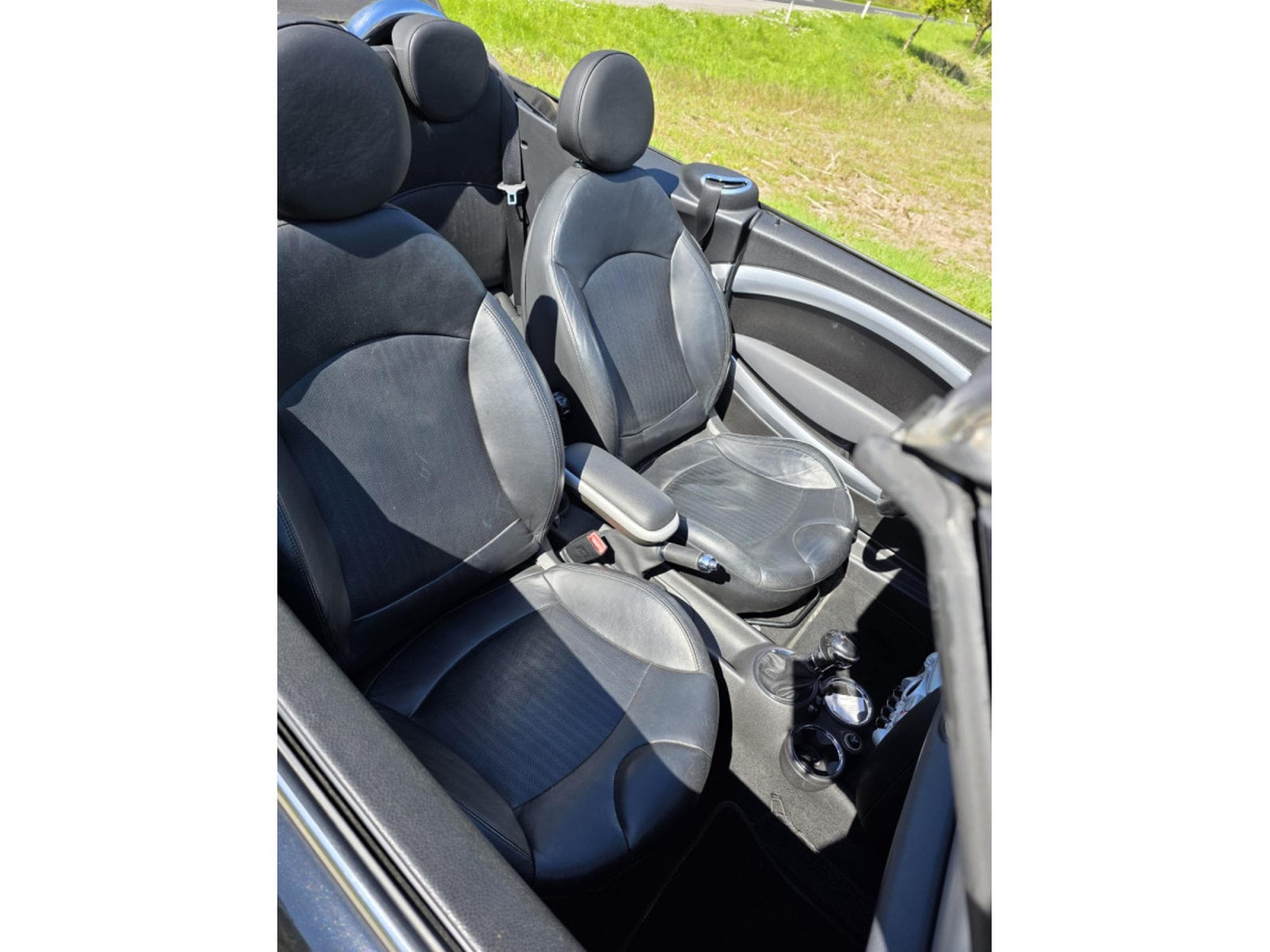 Mini Cooper 1.6 Cabrio automatic (2009) - Photo 13