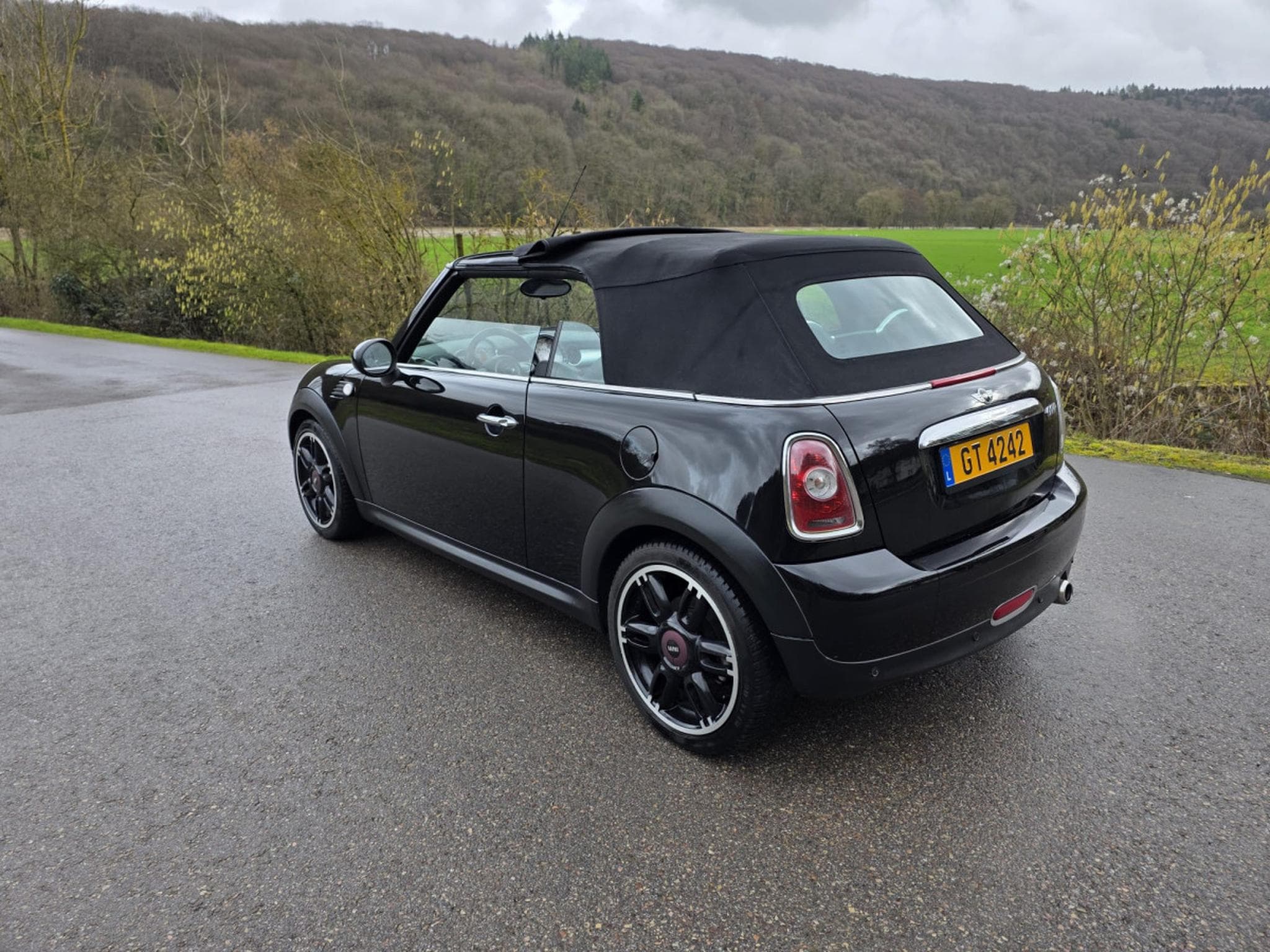 Mini Cooper 1.6 Cabrio automatic (2009) - Photo 8